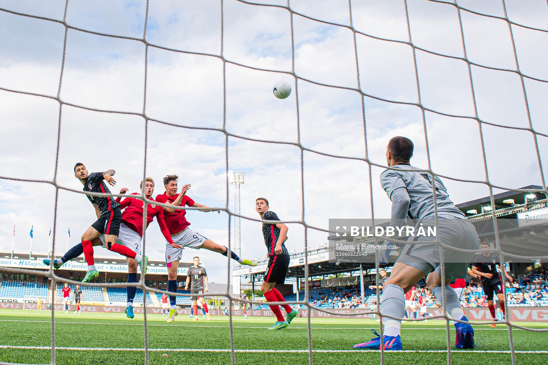 Sebastian Søraas Sebulonsen, Jørgen Strand Larsen of