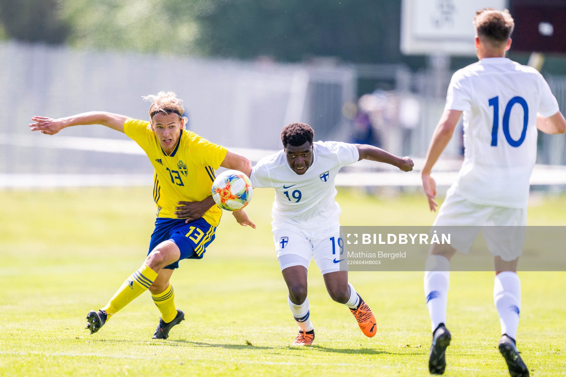 Sveriges Markus Karlsson och Finlands Badreddine Bushara