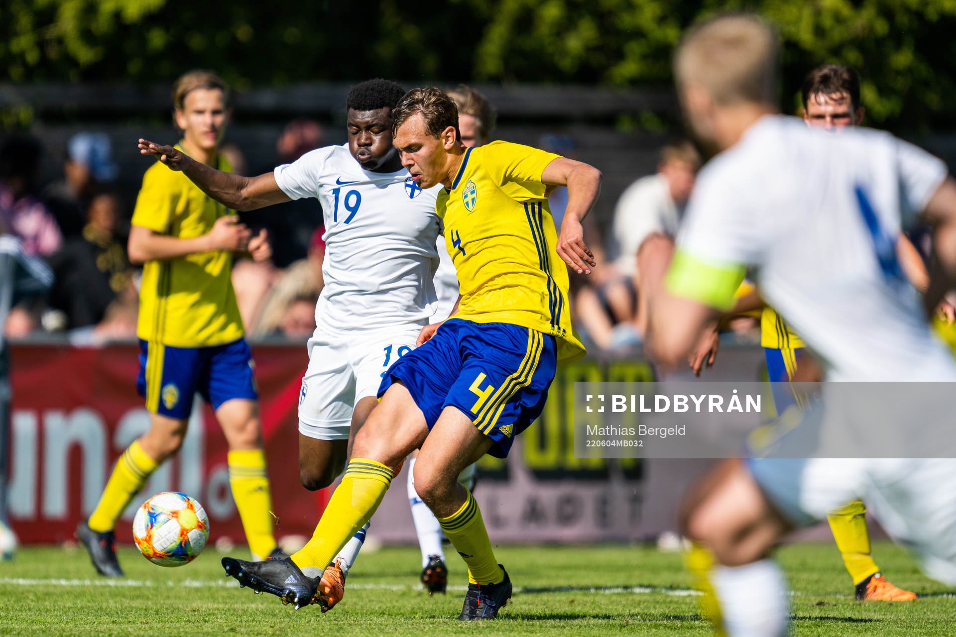 Finlands Badreddine Bushara och Sveriges Casper Eklund
