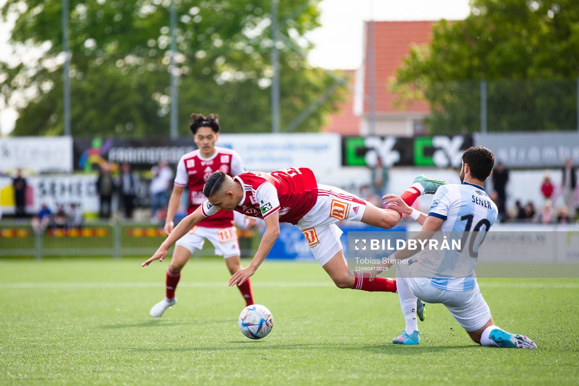 Sandvikens Danilo Al-Saed och Gefles Cihan Sener