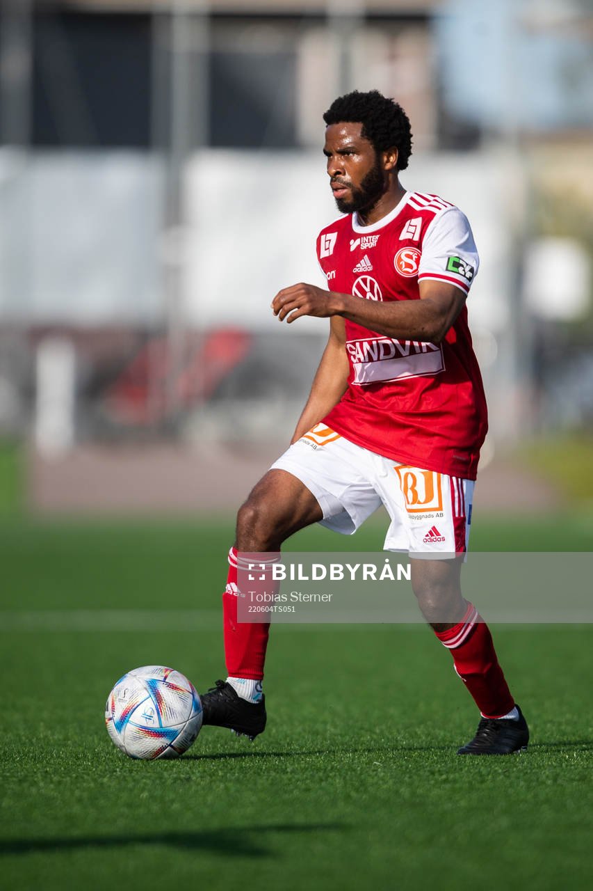 Sandvikens John Junior Igbarumah