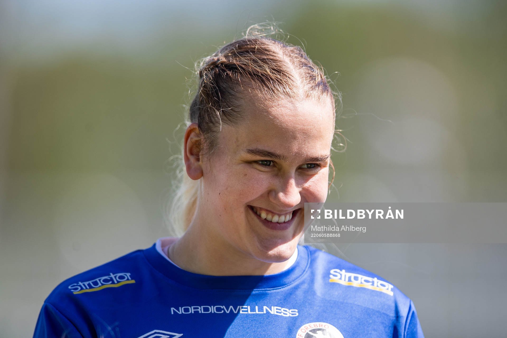 Örebros Elin Pikkujämsä under fotbollsmatchen i Damallsvenskan mellan Kristianstad och Örebro den 5 juni 2022 i Kristianstad. 