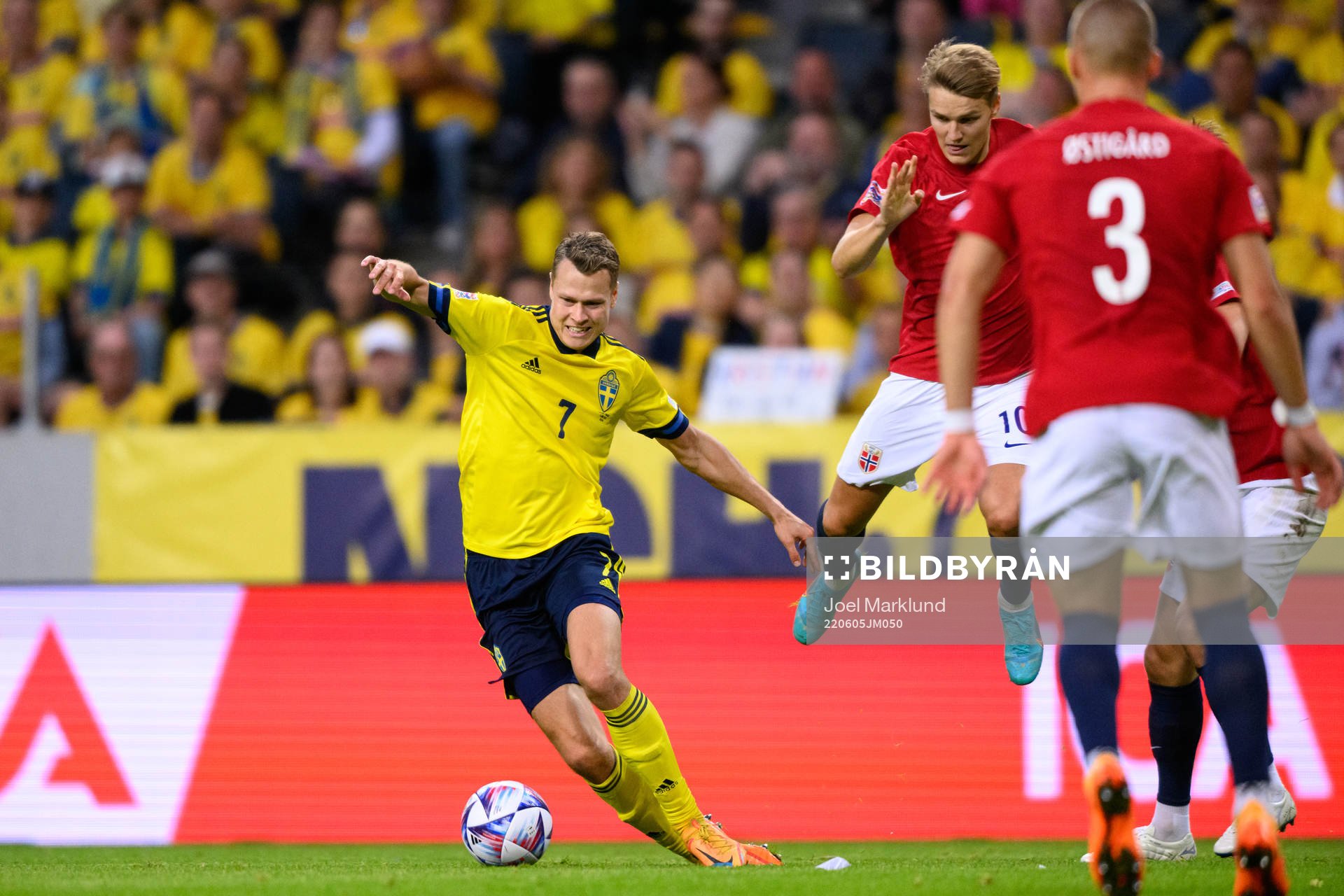Viktor Claesson of Sweden and Martin Ødegaard of Norway