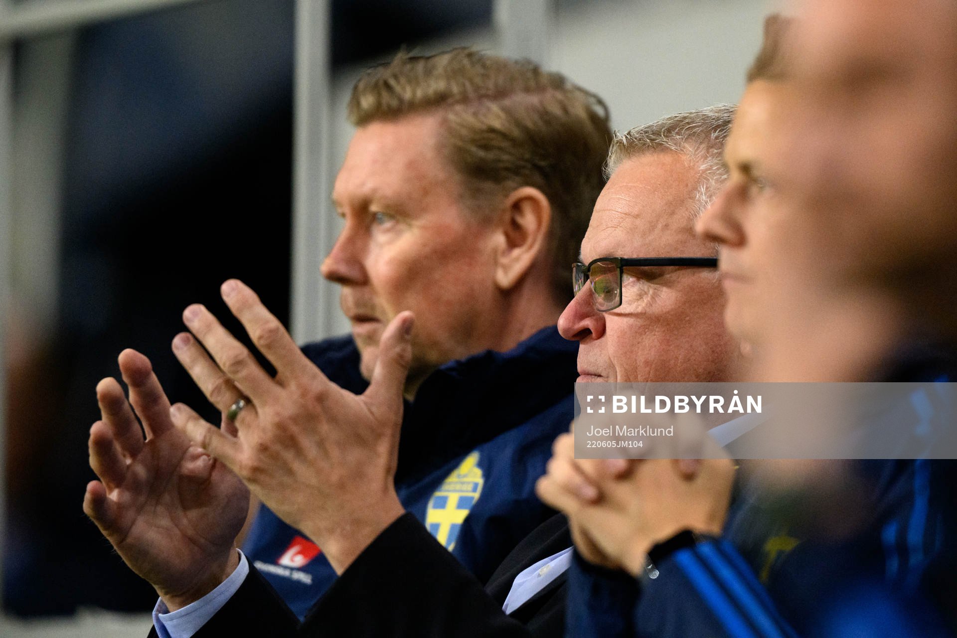 Head coach Janne Andersson of Sweden looks dejected
