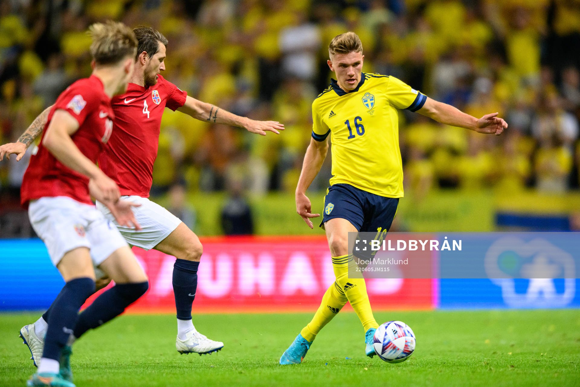 Viktor Gyökeres of Sweden