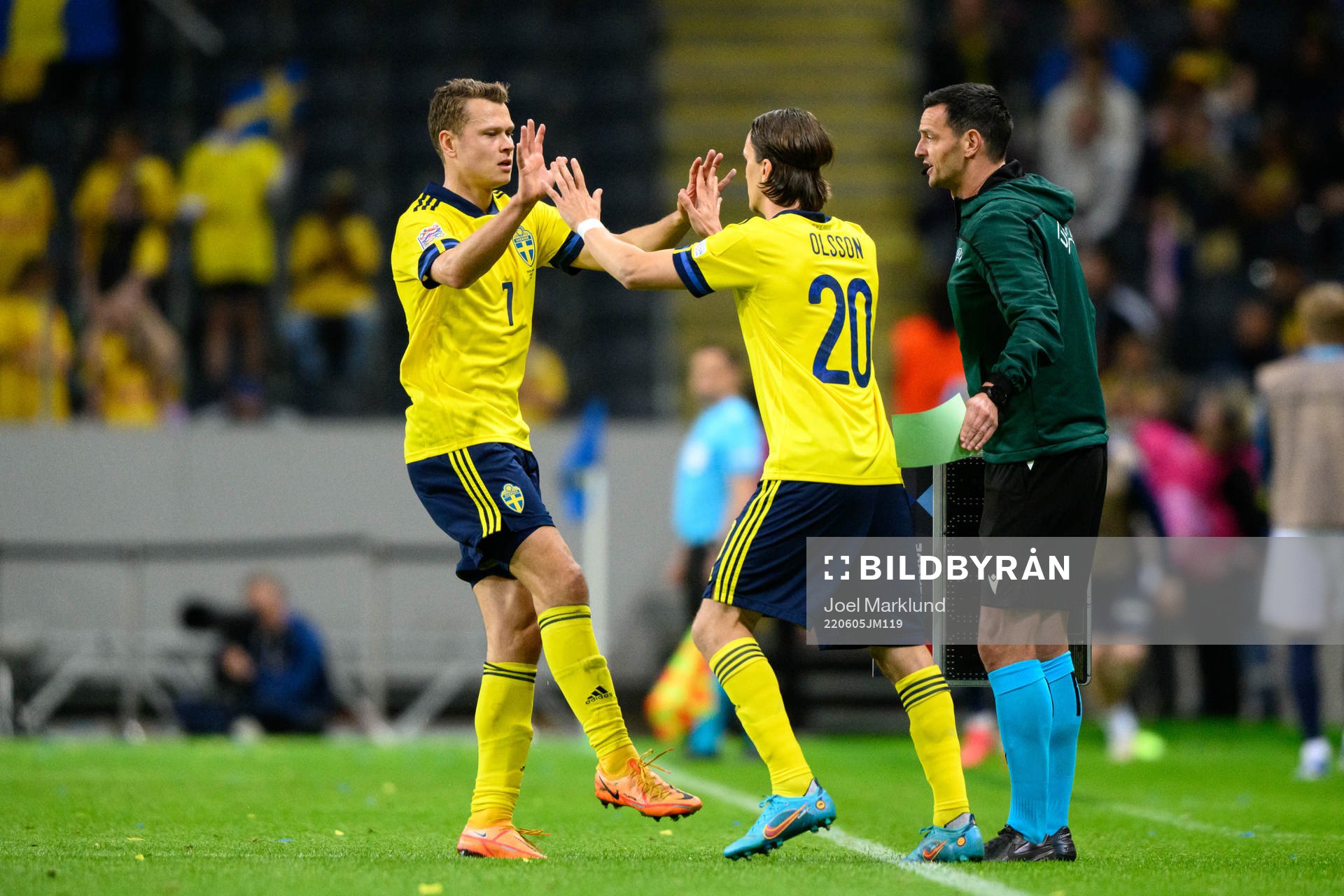 Viktor Claesson of Sweden is replaced by Kristoffer Olsson