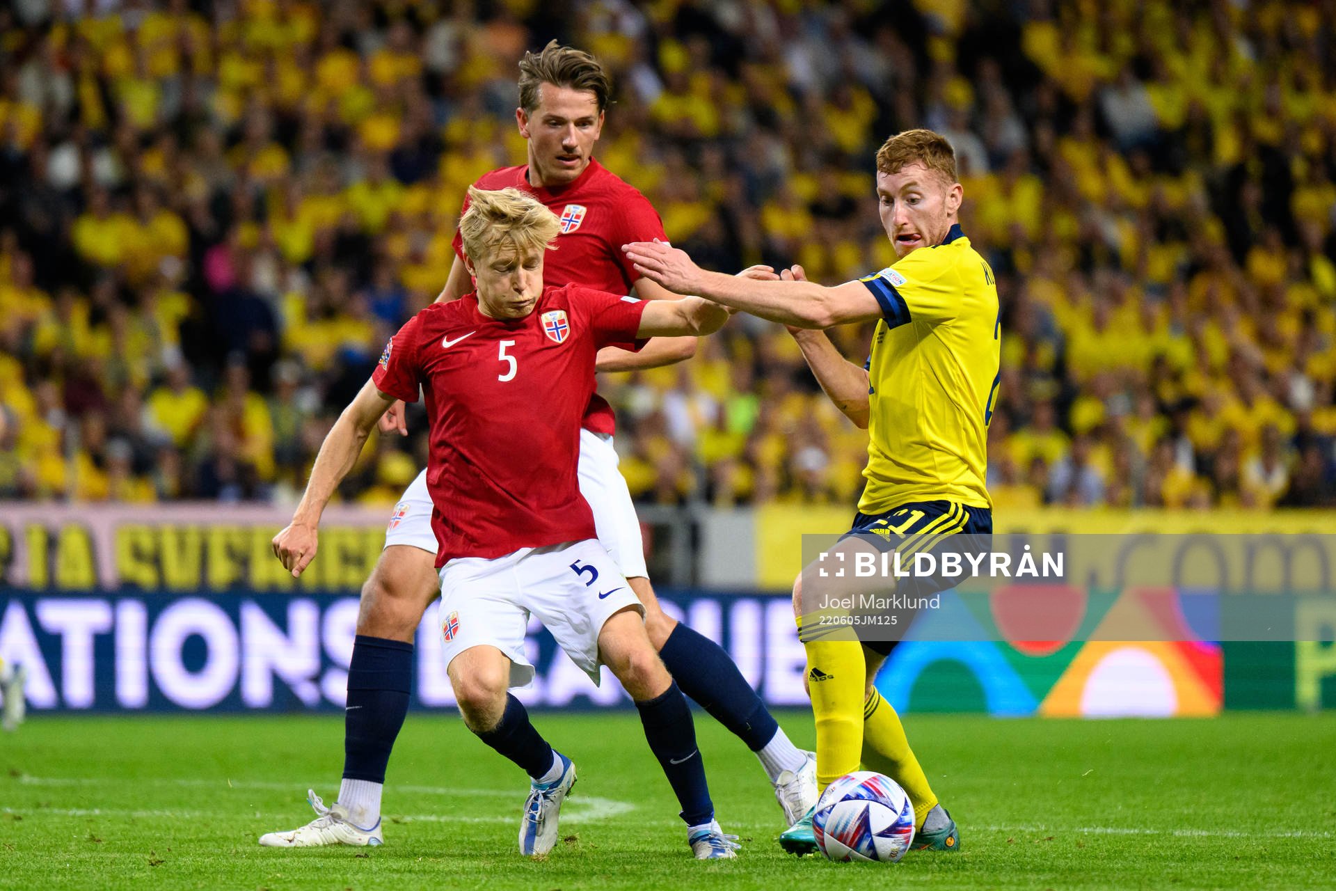Birger Meling of Norway and Dejan Kulusevski of Sweden