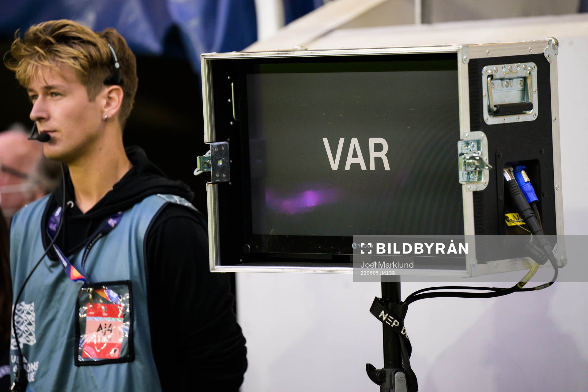 A VAR monitor