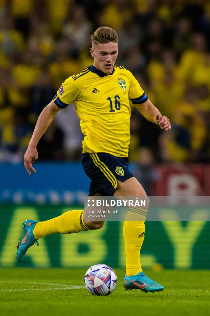 Viktor Gyökeres of Sweden
