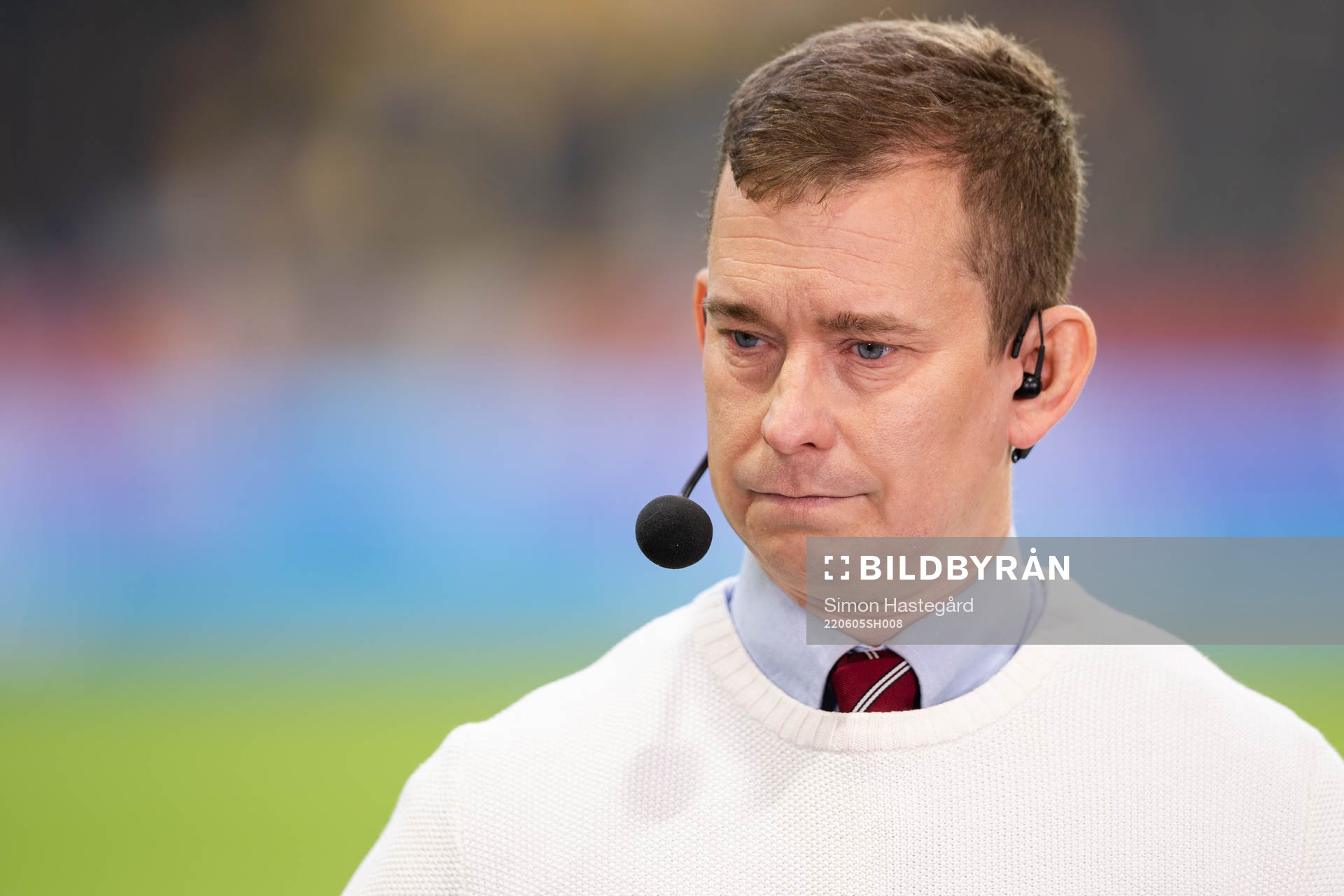 Erik Niva in the Viaplay studio ahead of the Nations League football match between Sweden and Norway on June 5, 2022 in Stockholm. 