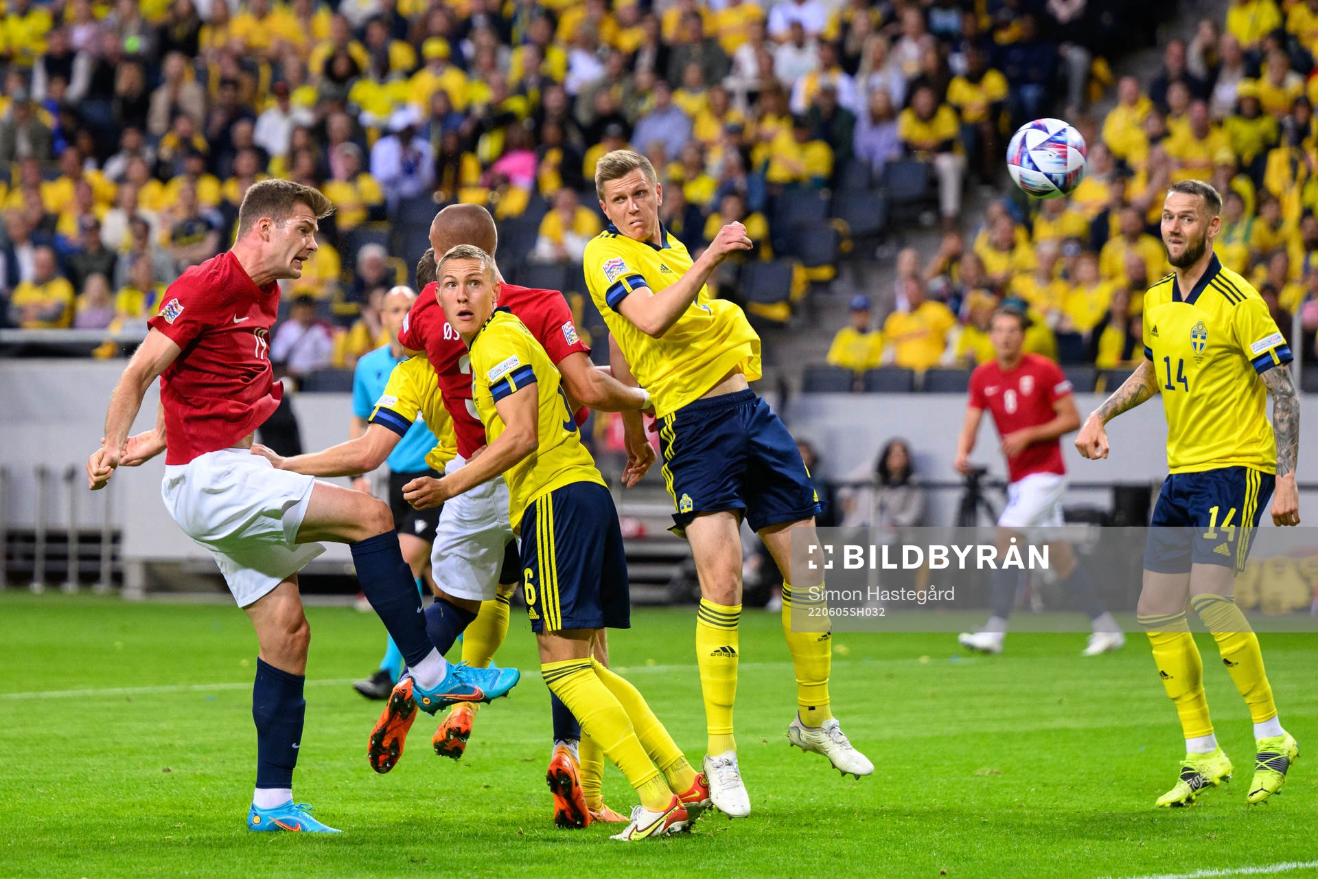 Alexander Sørloth of Norway and Ludwig Augustinsson, Joakim Nilsson and Alexander Milosevic of Sweden during the Nations League football match between Sweden and Norway on June 5, 2022 in Stockholm.