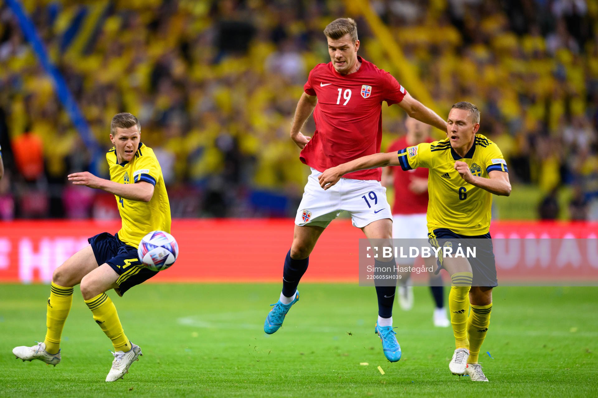 Joakim Nilsson and Ludwig Augustinsson of Sweden against