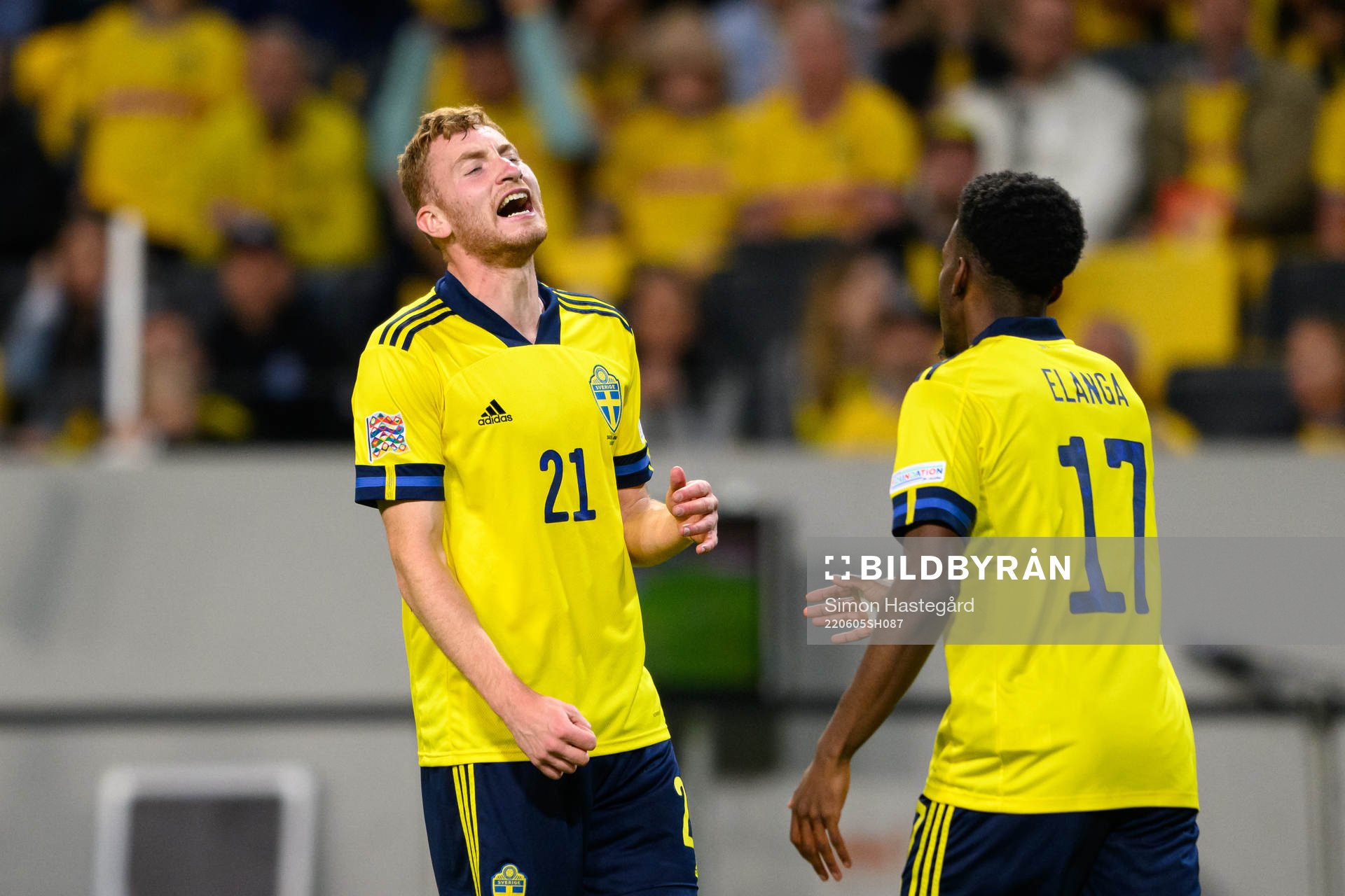 Dejan Kulusevski of Sweden looks dejected