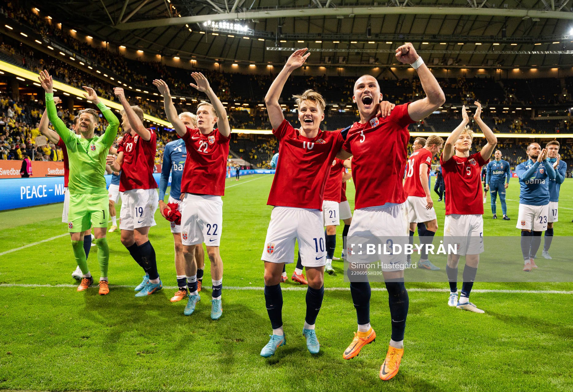 Martin Ødegaard and Leo Skiri Østigård of Norway