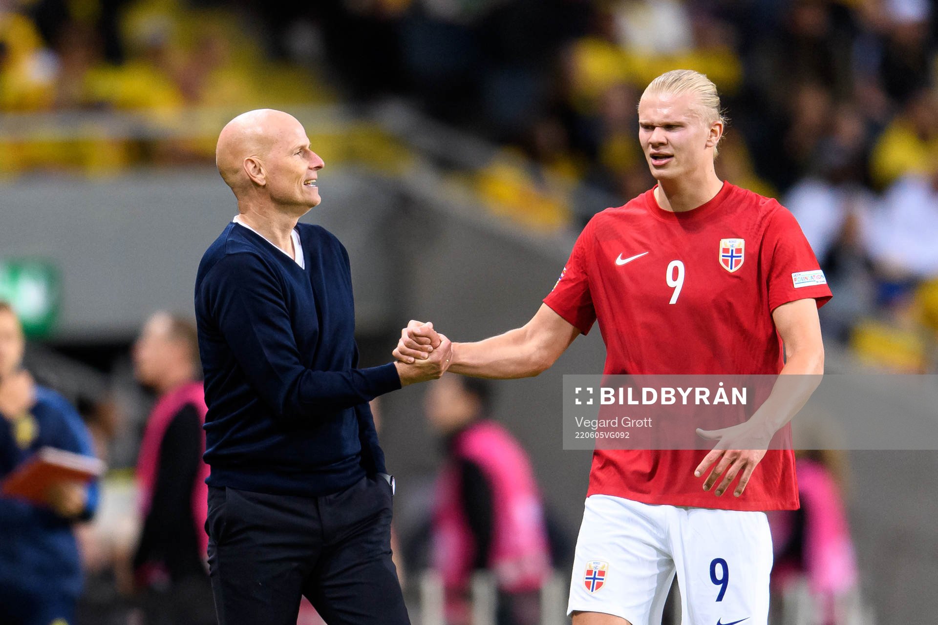 Ståle Solbakken, head coach of Norway, and Erling Braut