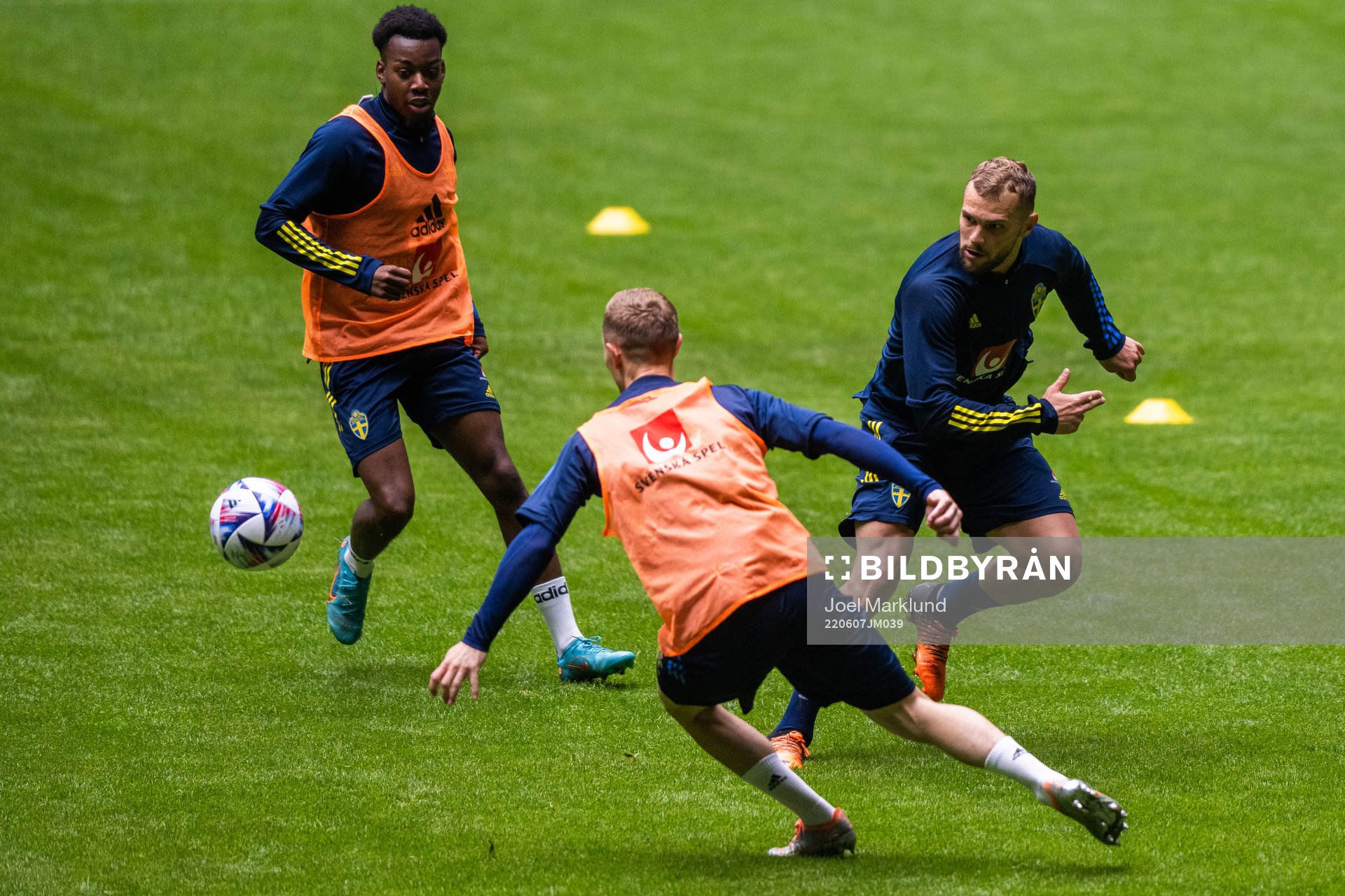 Anthony Elanga, Joel Andersson and Jesper Karlström of the