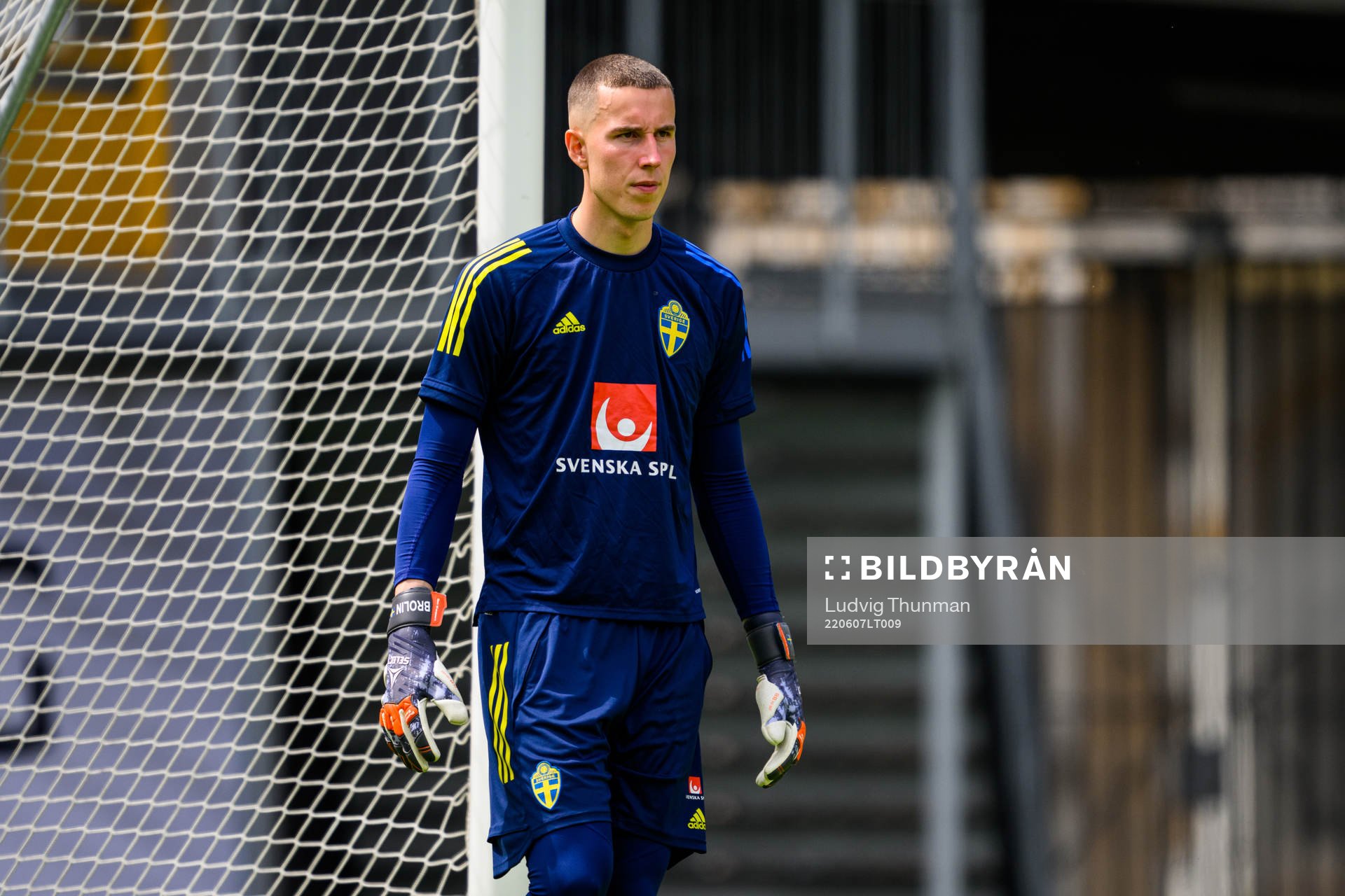 Goalkeeper Samuel Brolin