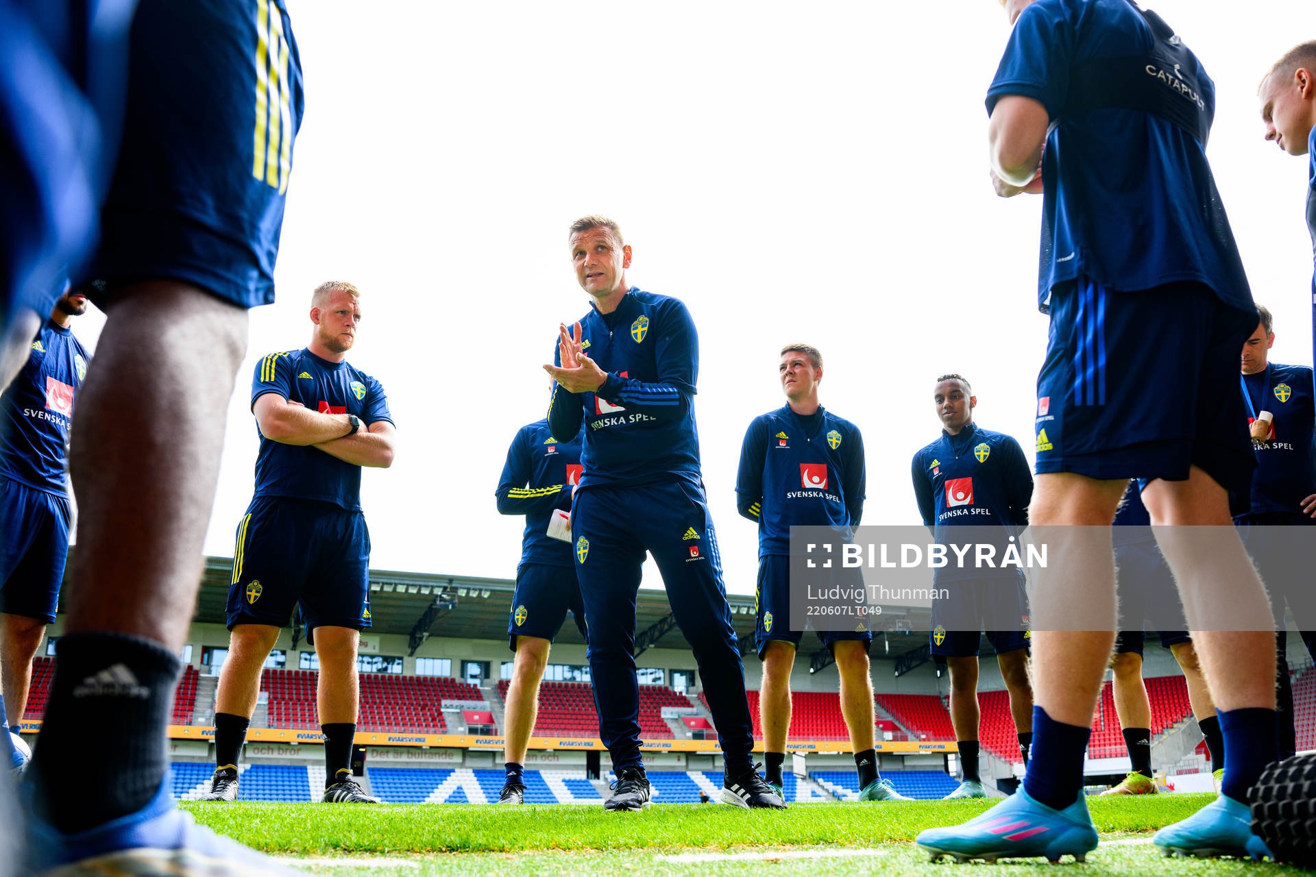 Head coach Andreas Pettersson
