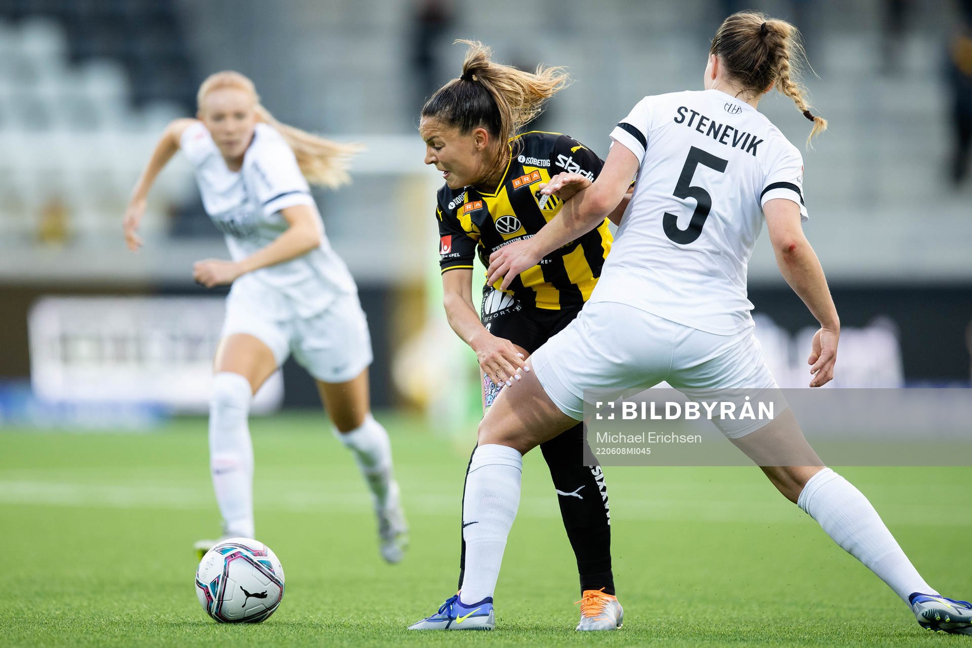 Häckens Johanna Ryttning Kaneryd och Eskilstunas Elise
