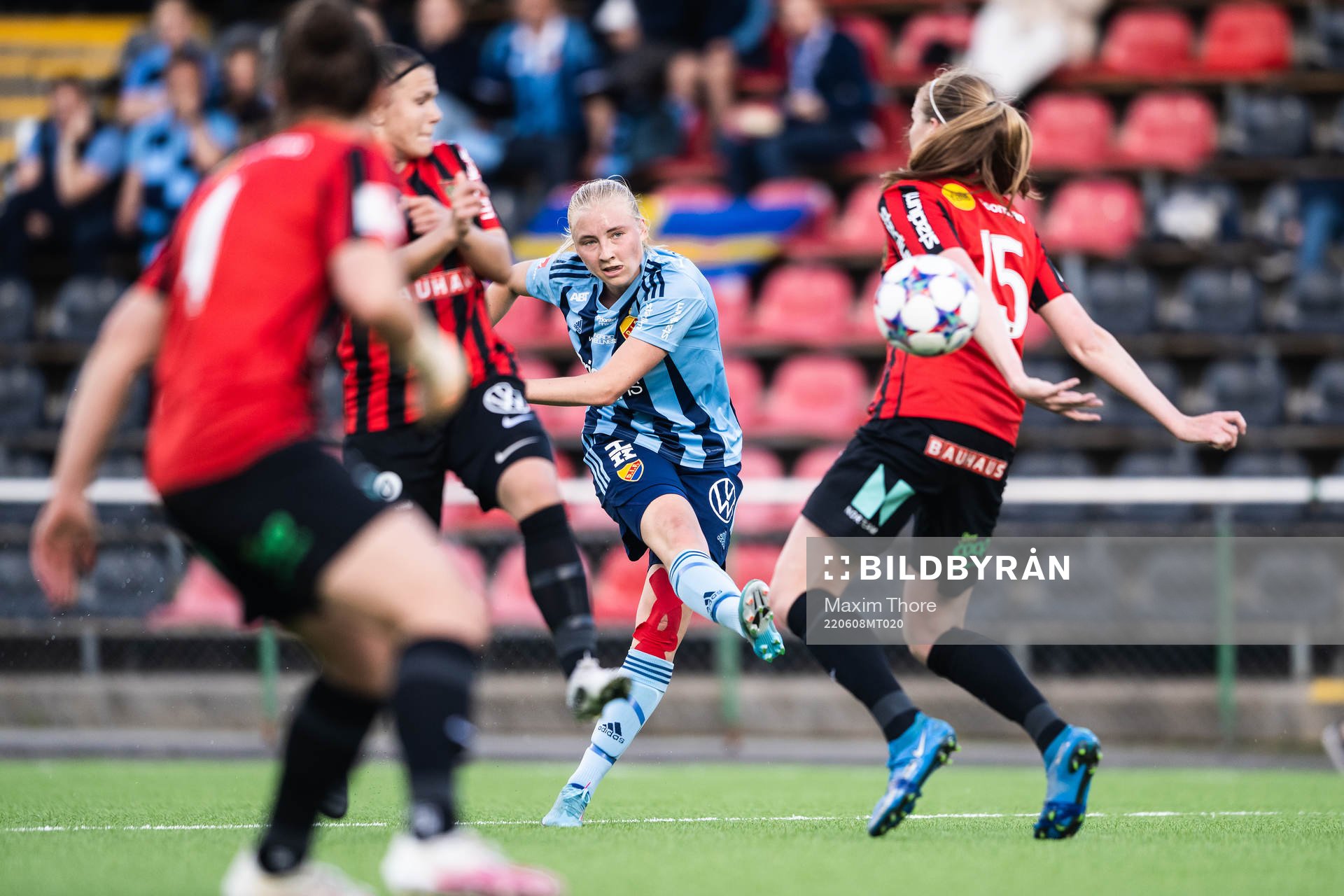 under fotbollsmatchen i Damallsvenskan mellan Djurgården