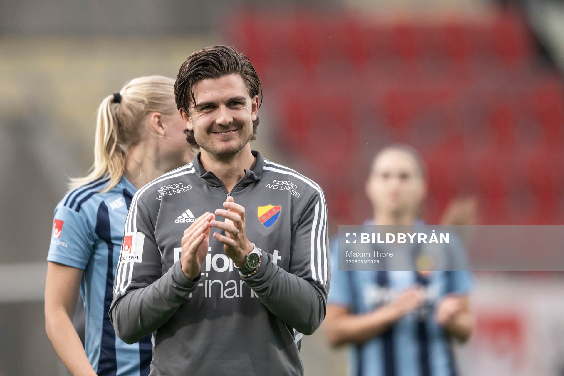 Djurgårdens tränare Magnus Pålsson jublar