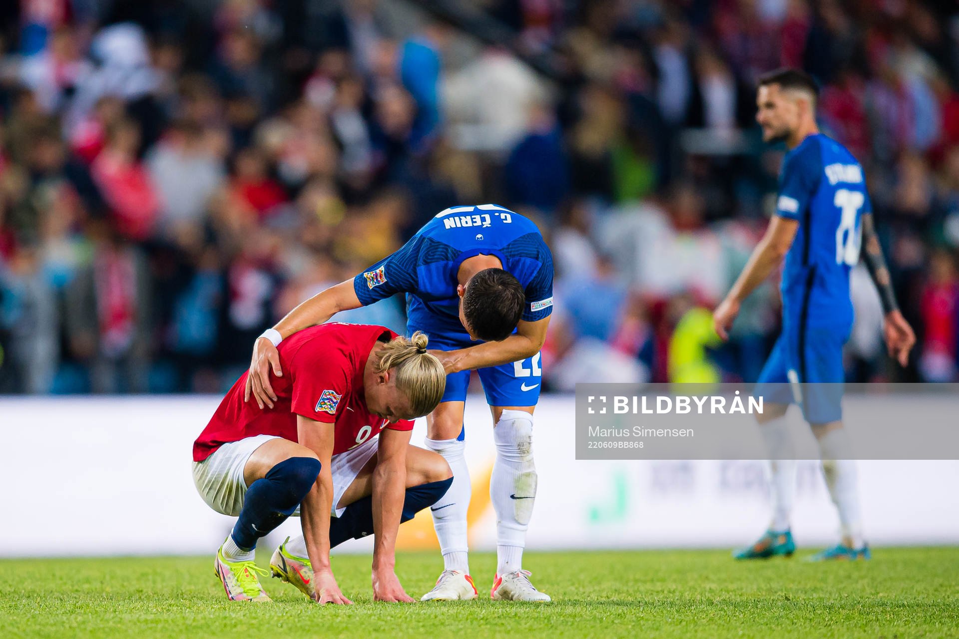 Erling Braut Haaland of Norway and Adam Gnezda Čerin of