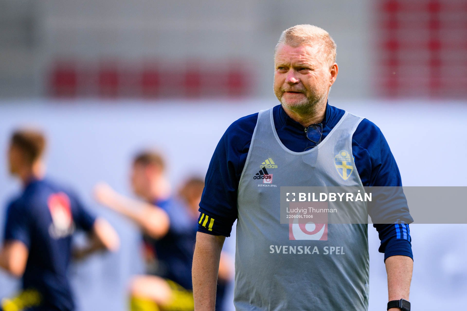Assistant coach Thomas Turesson