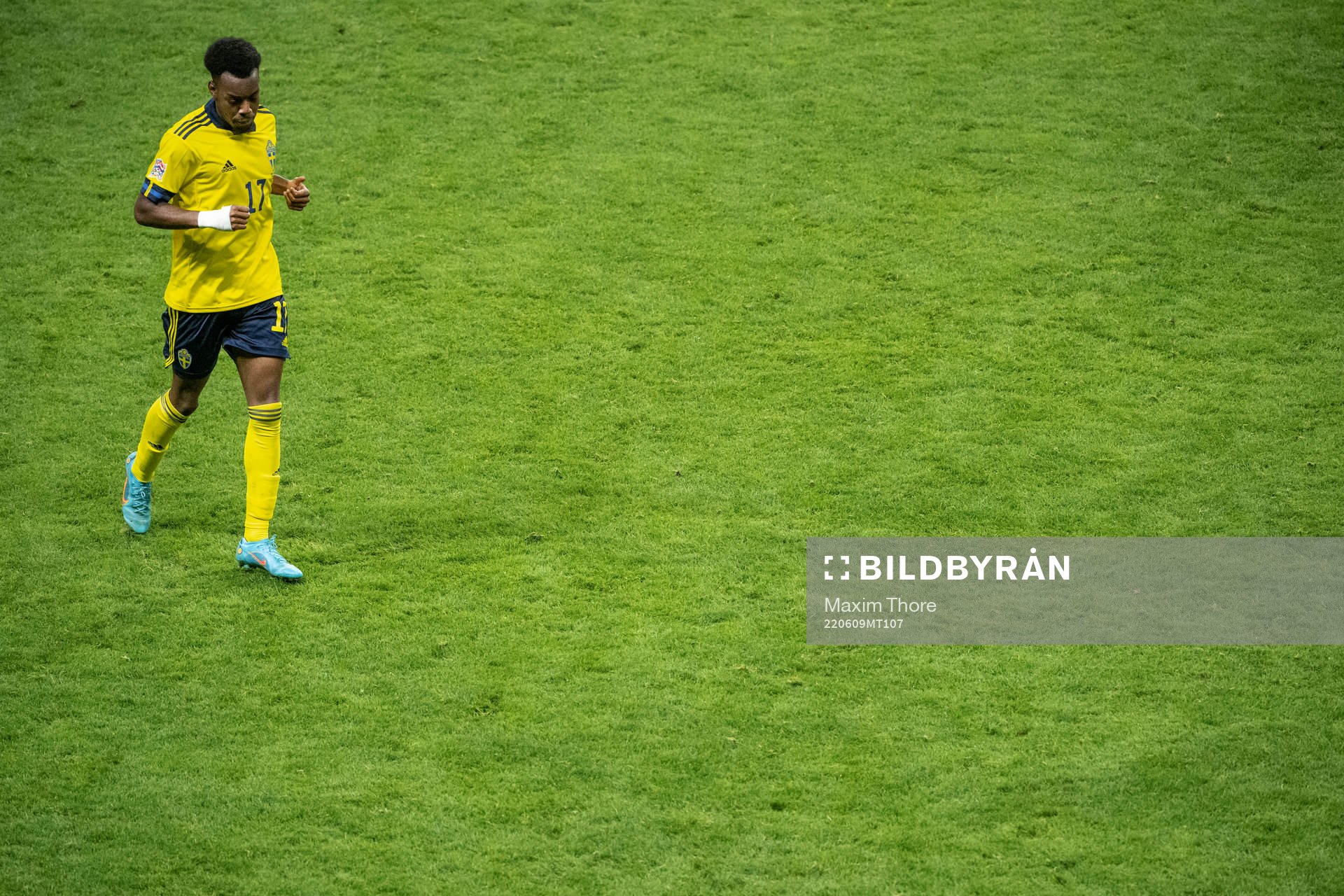 Anthony Elanga of Sweden