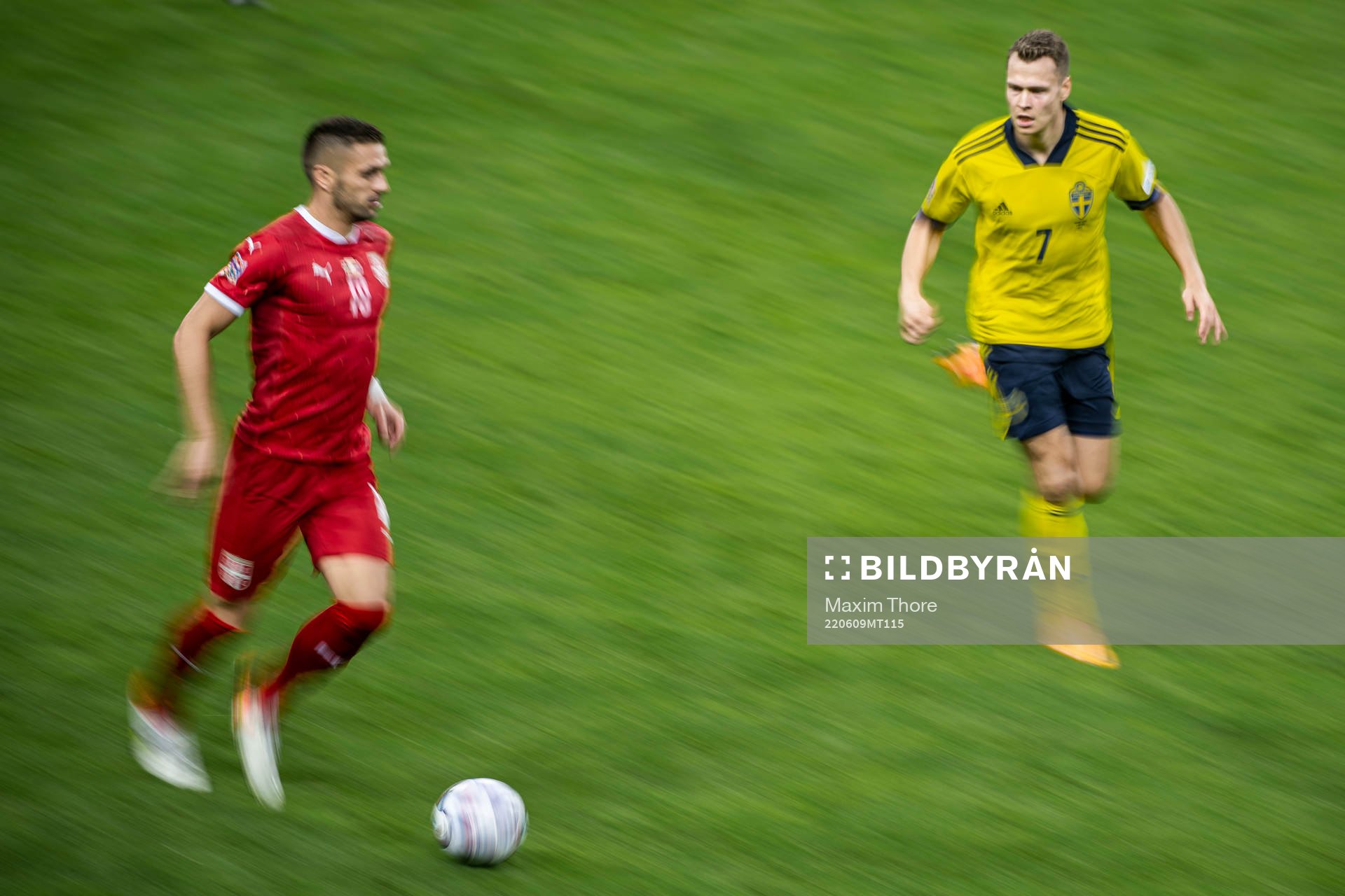Dusan Tadic of Serbia and Viktor Claesson of Sweden
