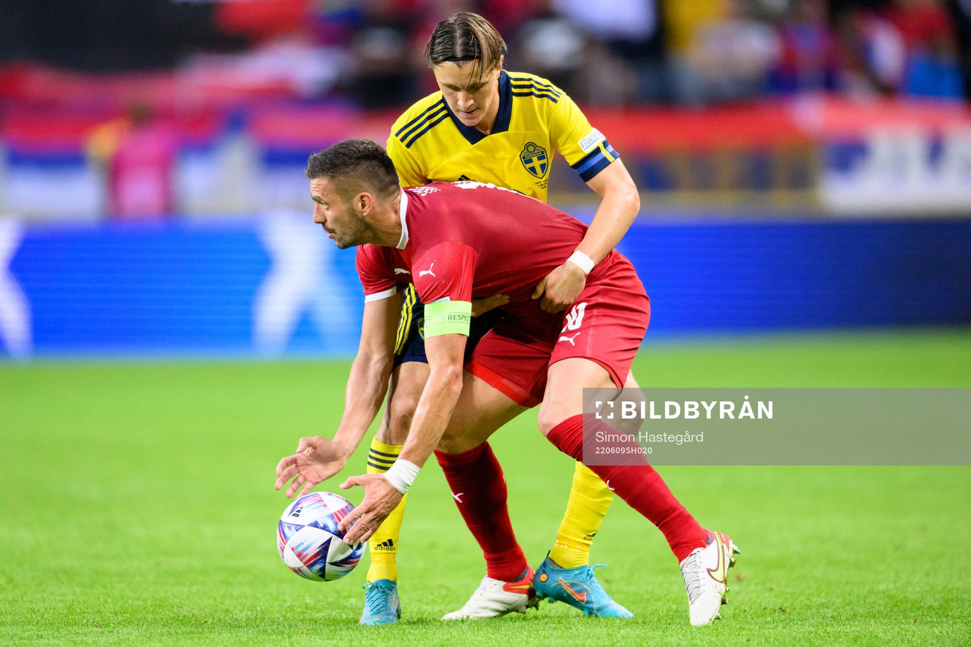 Kristoffer Olsson of Sweden and Dusan Tadic of Serbia