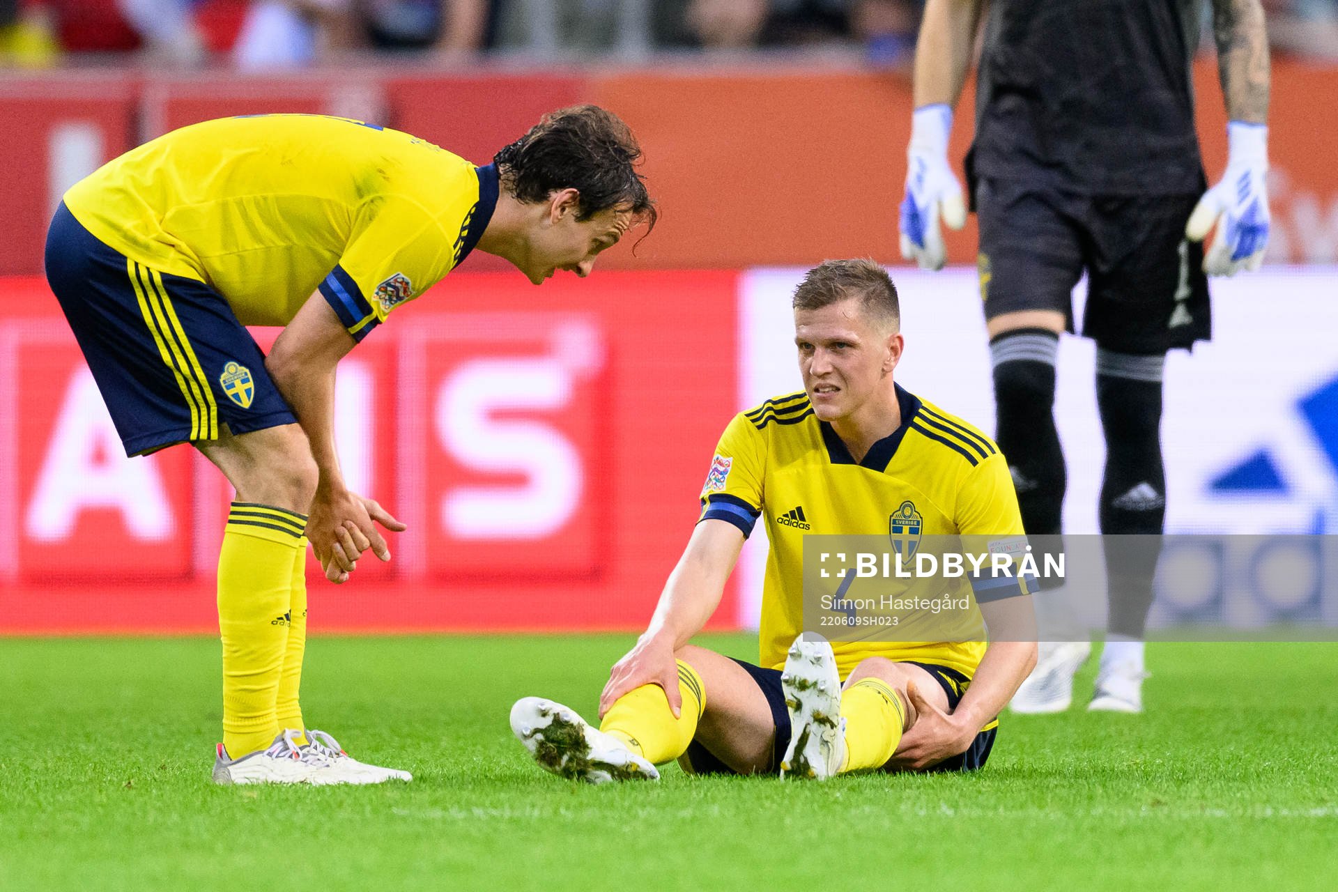 Hjalmar Ekdal and Joakim Nilsson of Sweden