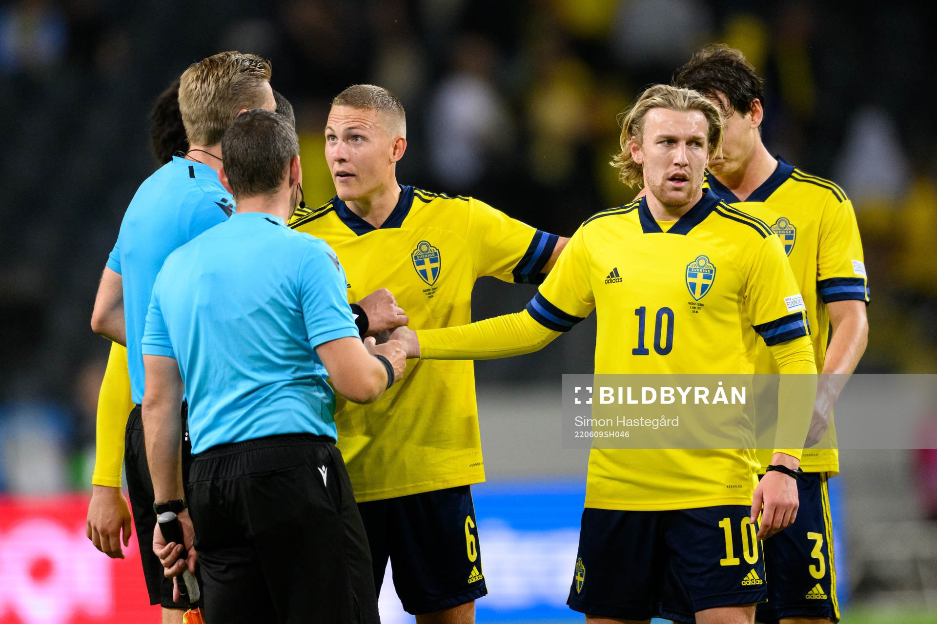 Ludwig Augustinsson and Emil Forsberg of Sweden