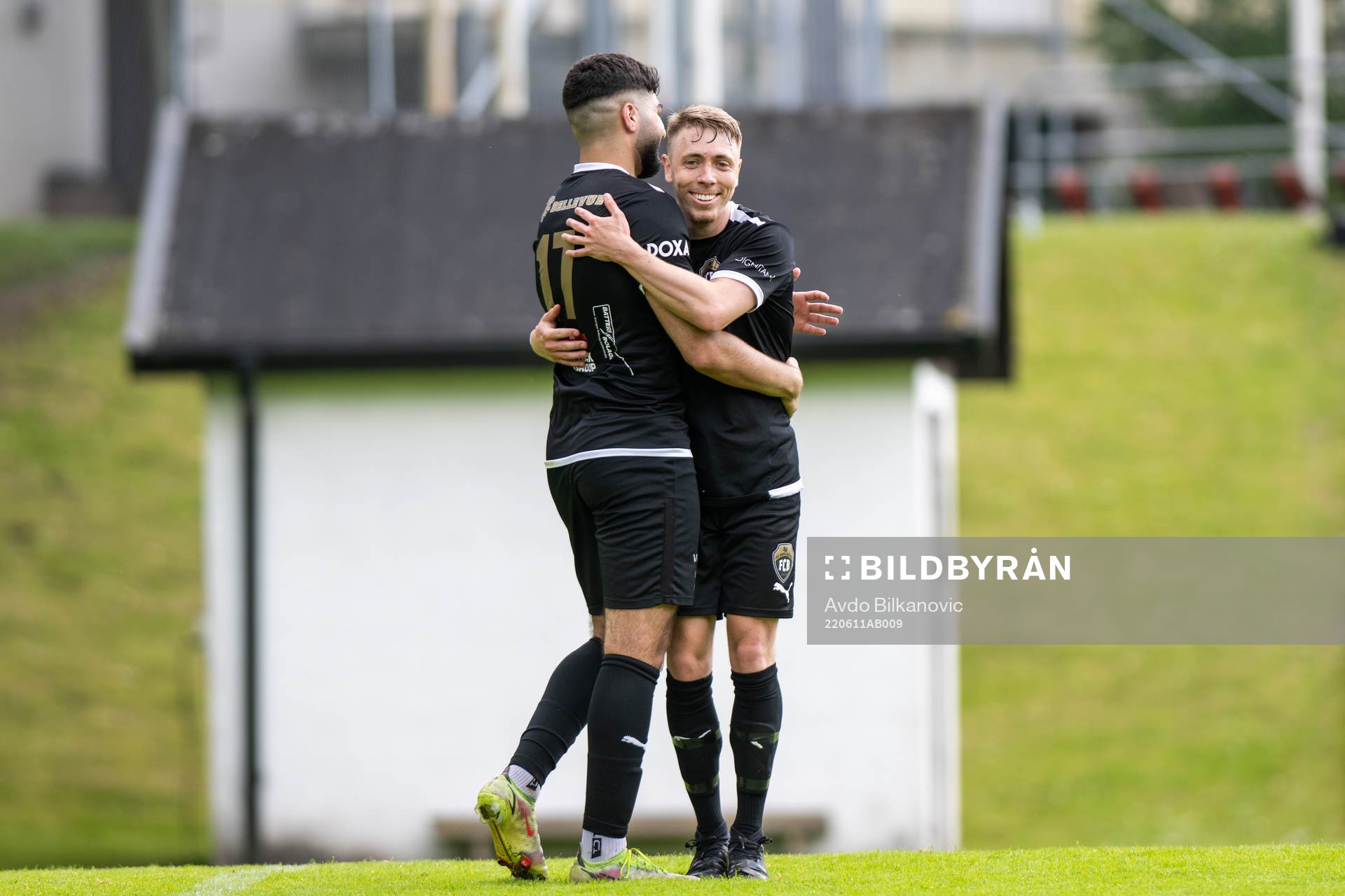 Bellevue's Amar Awdisian och Bellevue Markus Jönsson jublar