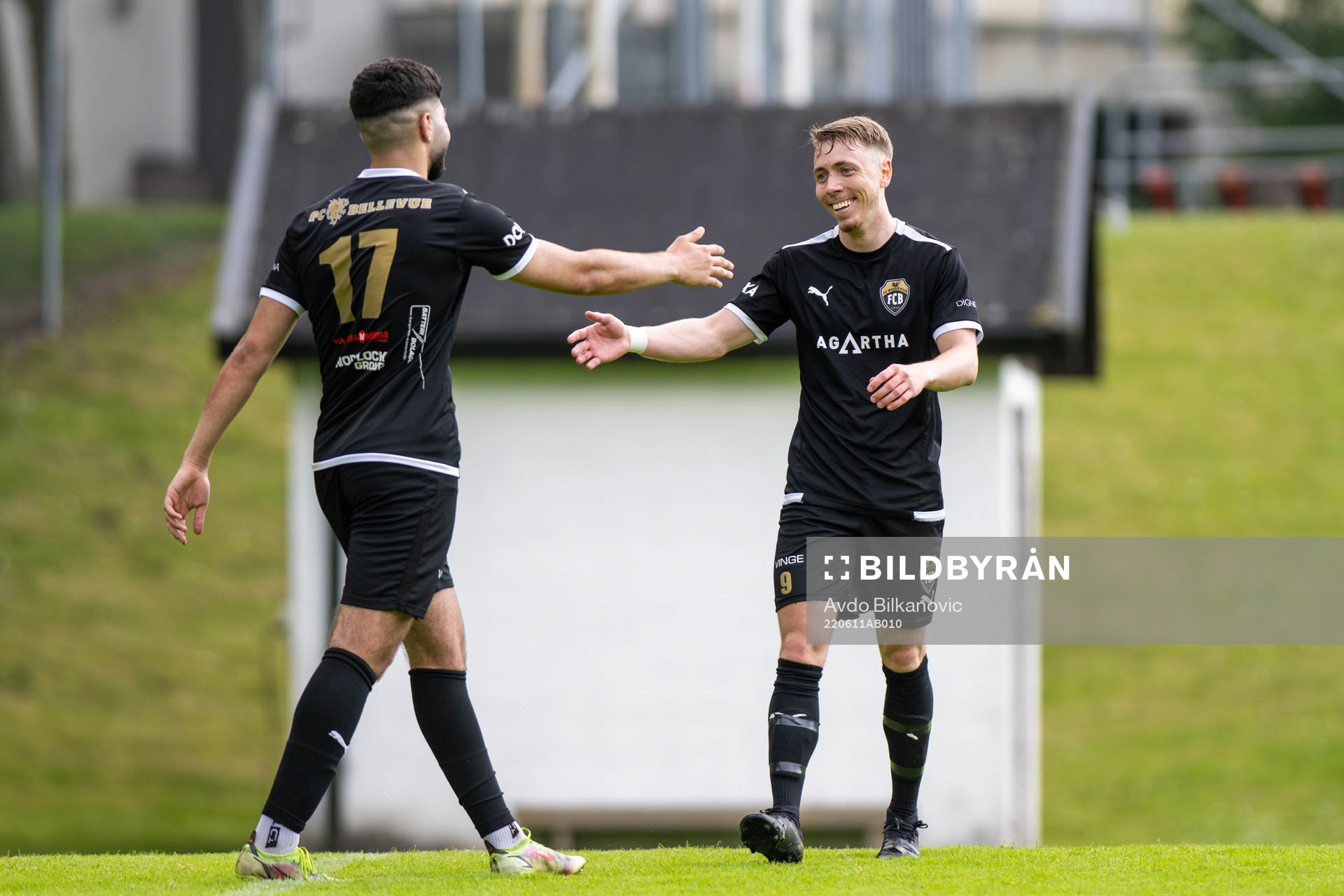 Bellevue's Amar Awdisian och Bellevue Markus Jönsson jublar