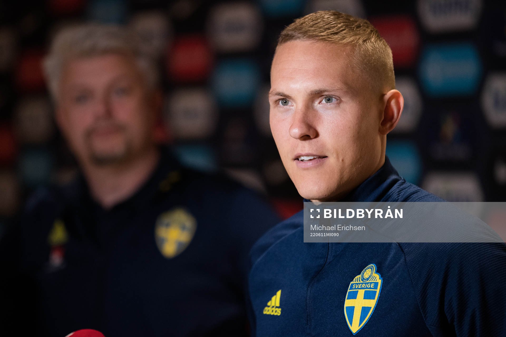 Ludwig Augustinsson of the Swedish national football team in the mixed zone after a training session on June 11, 2022 in Oslo.