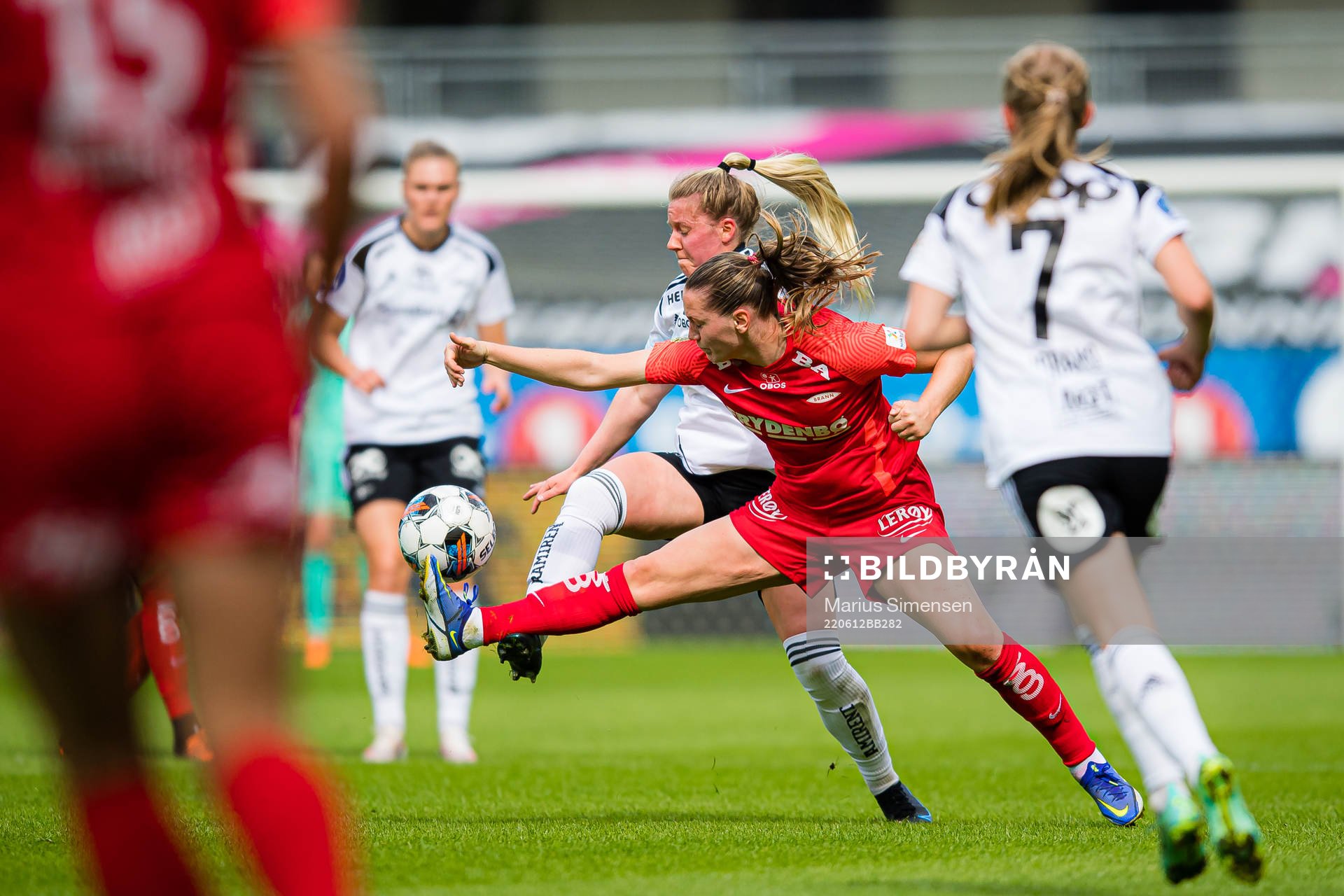 Selma Sol Magnusdottir of Rosenborg and Elisabeth Terland