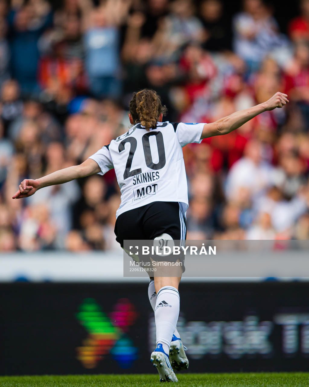 Synne Skinnes Hansen of Rosenborg celebrates