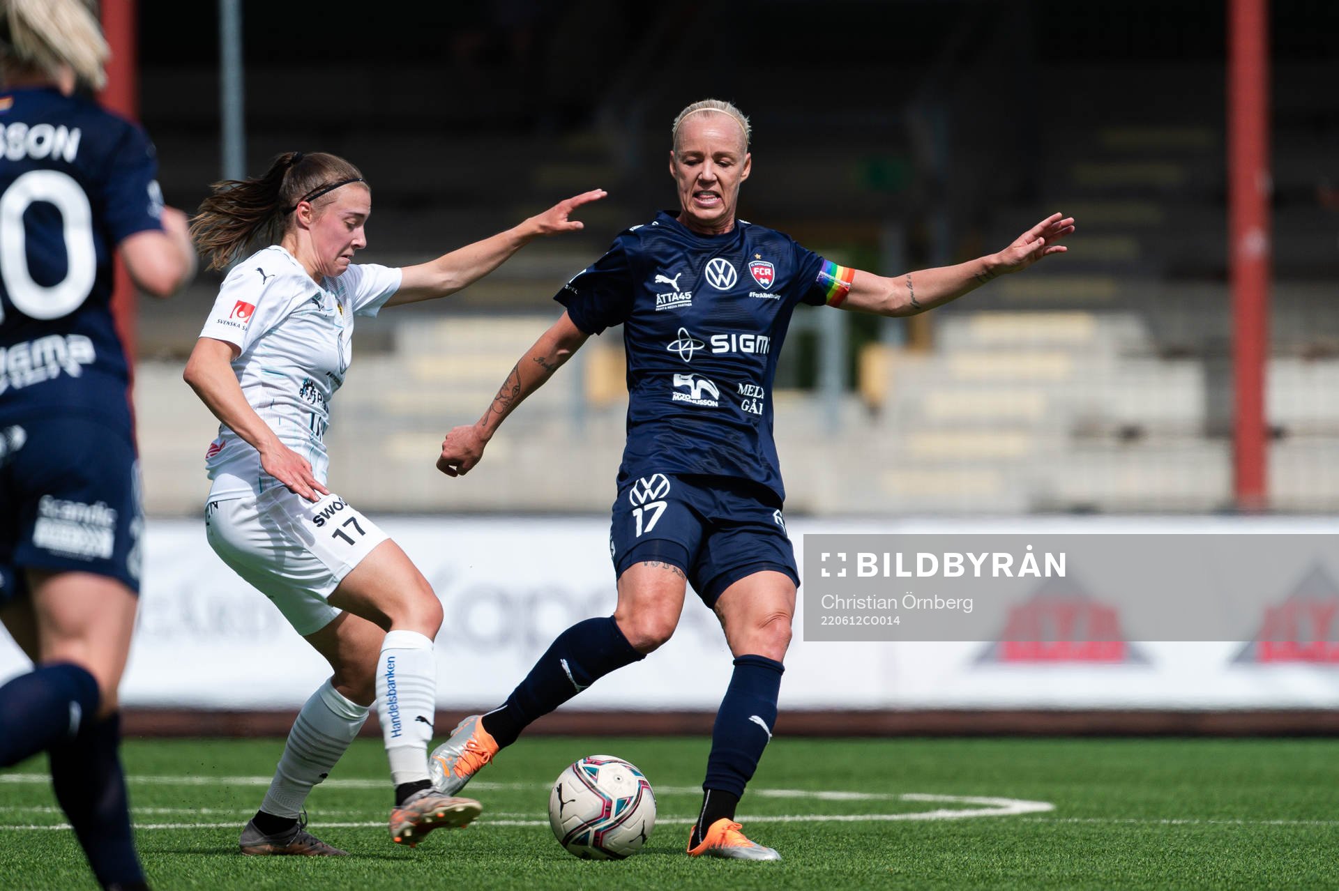Umeås Vilma Koivisto och FC Rosengårds Caroline Seger