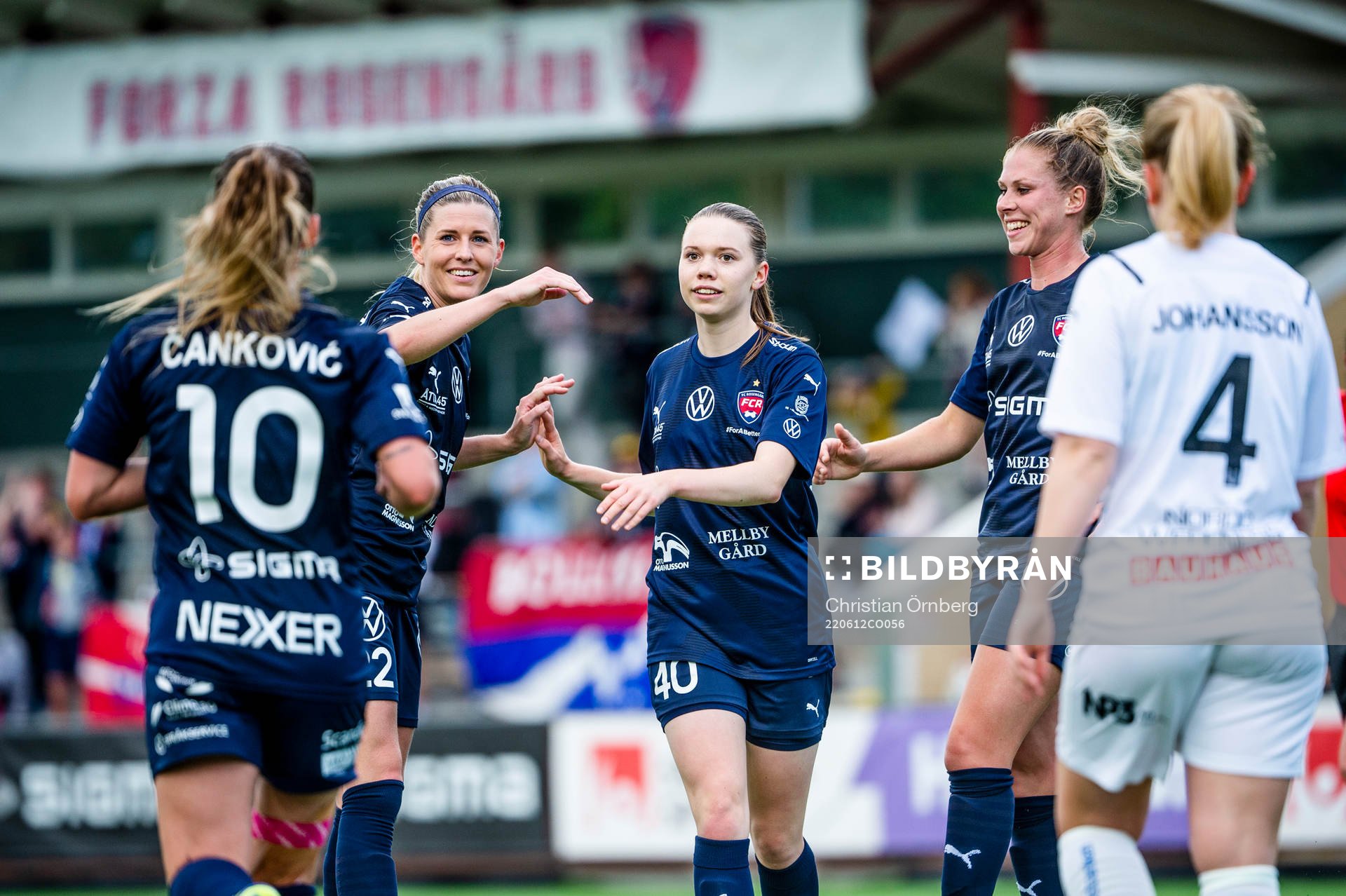 Rosengårds Olivia Schough jublar