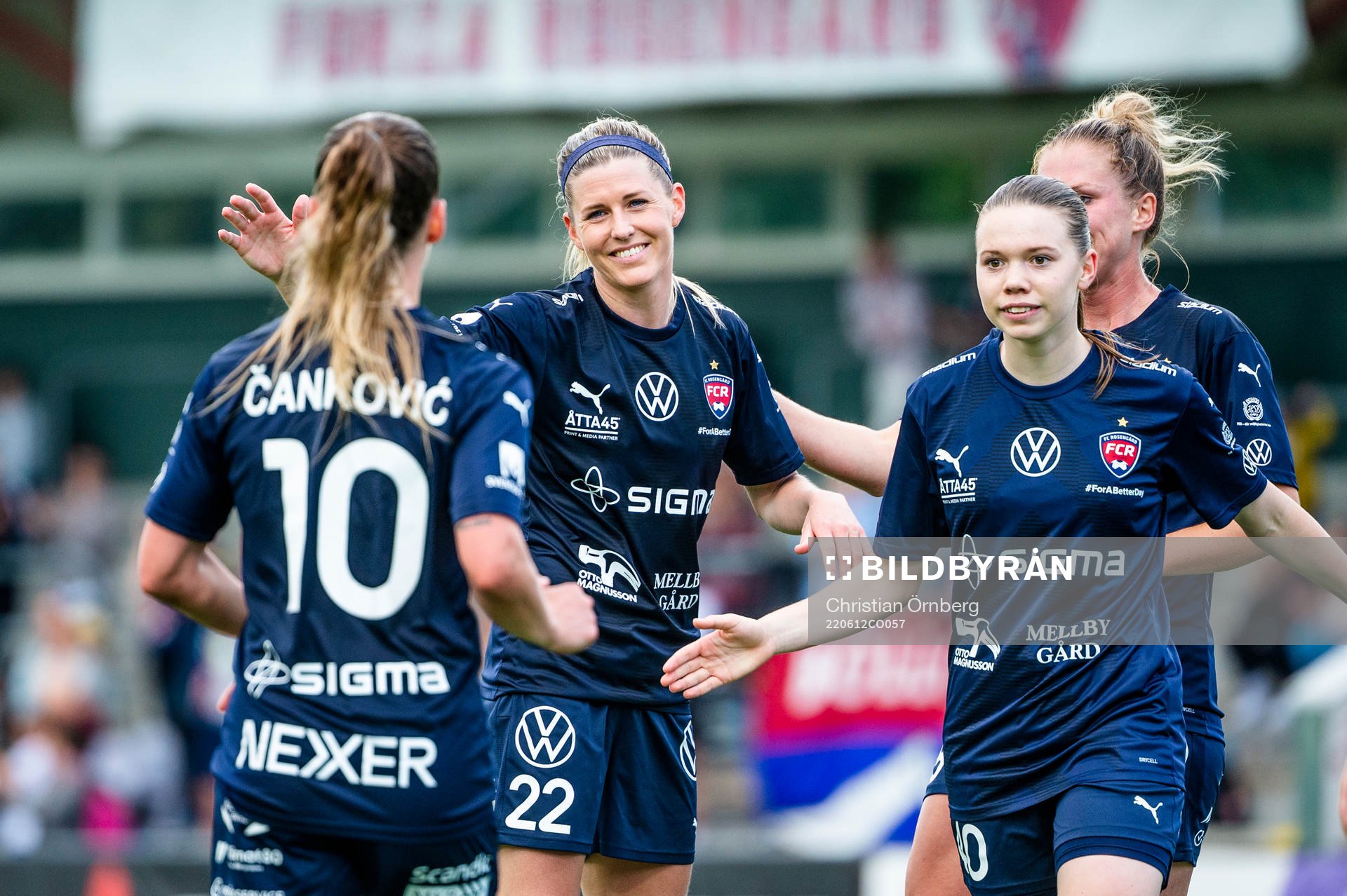 Rosengårds Olivia Schough jublar