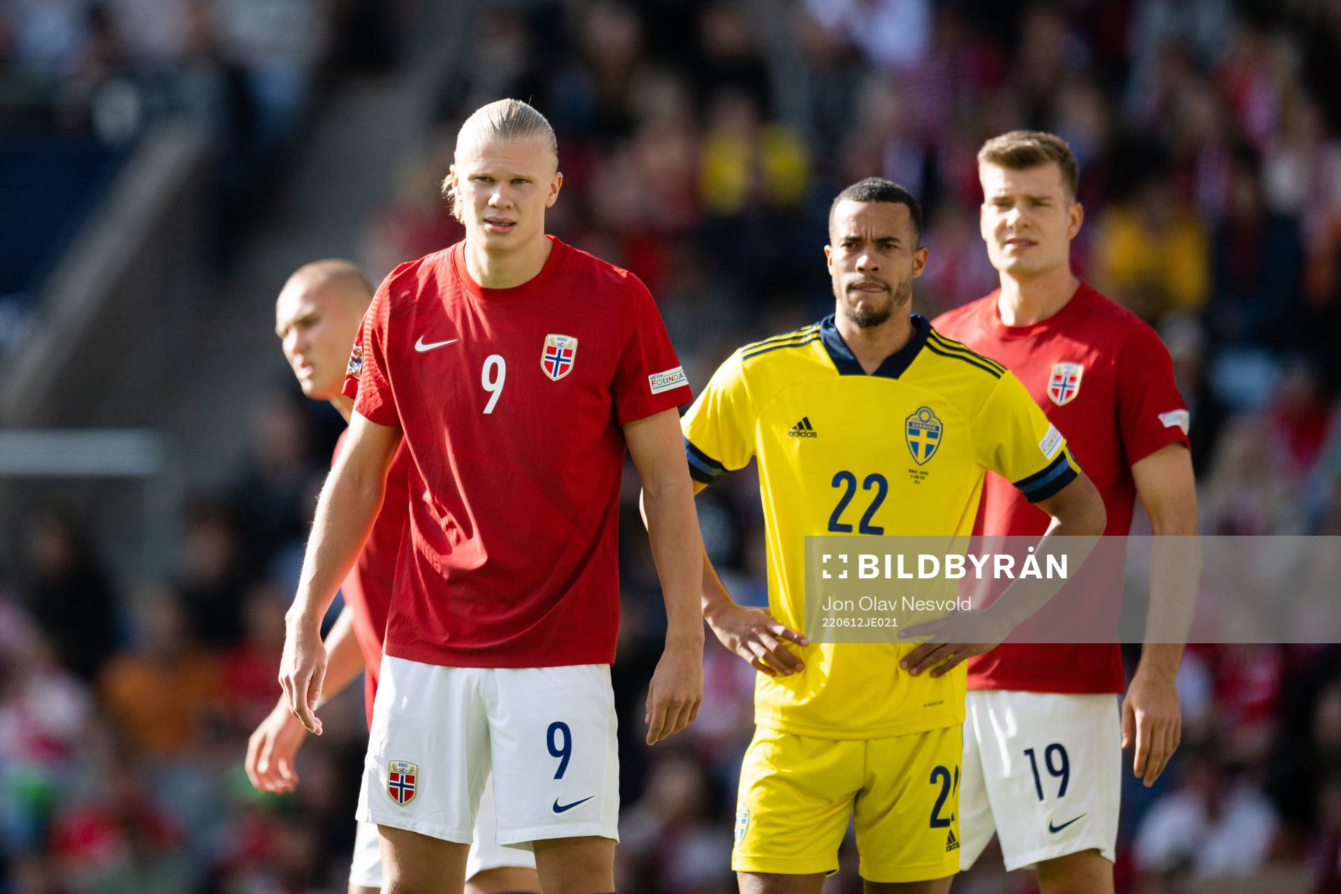 Erling Braut Haaland of Norway and Robin Quaison of Sweden