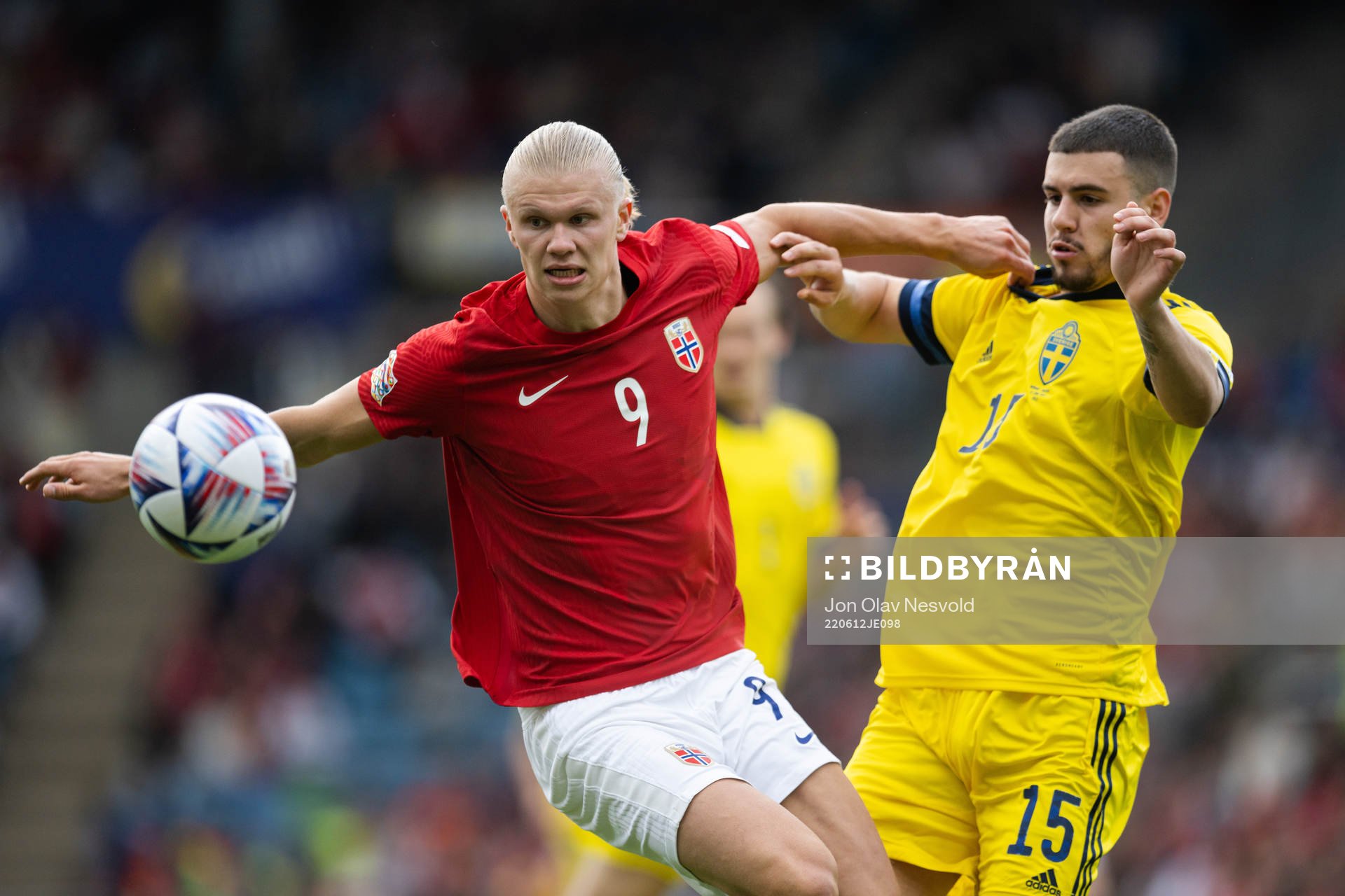 Erling Braut Haaland of Norway and Edvin Kurtulus of Sweden