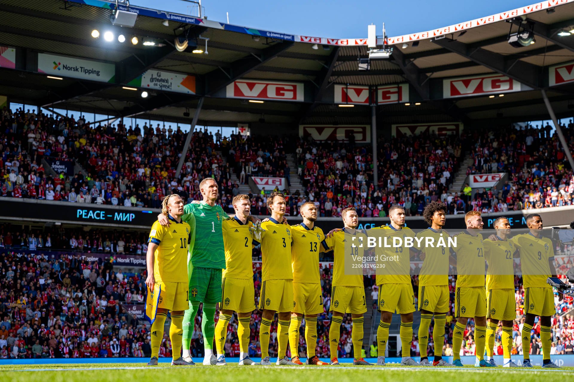 Emil Forsberg, goalkeeper Robin Olsen, Emil Krafth, Hjalmar