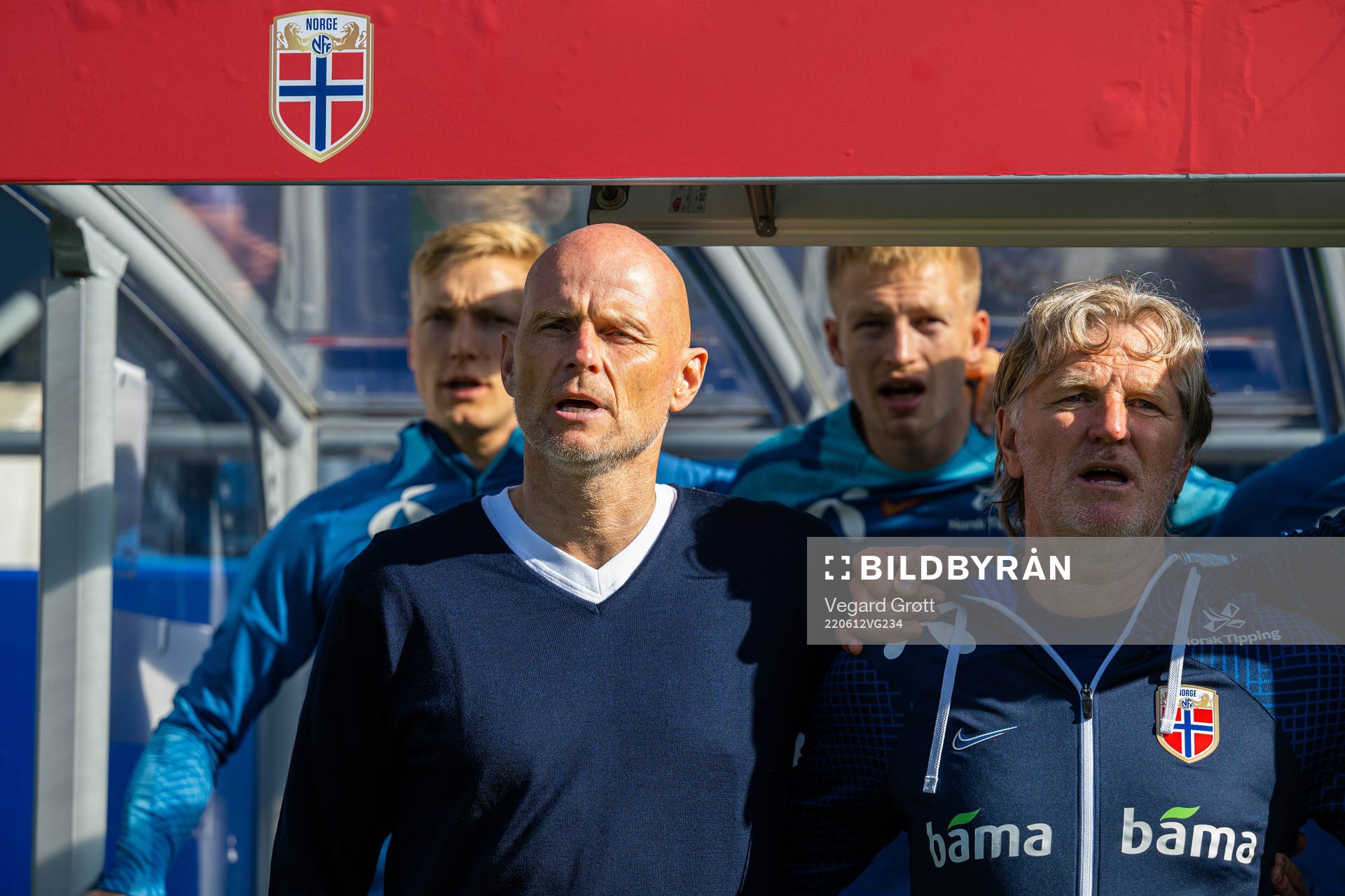 Ståle Solbakken, head coach of Norway, and Kent Bergersen,