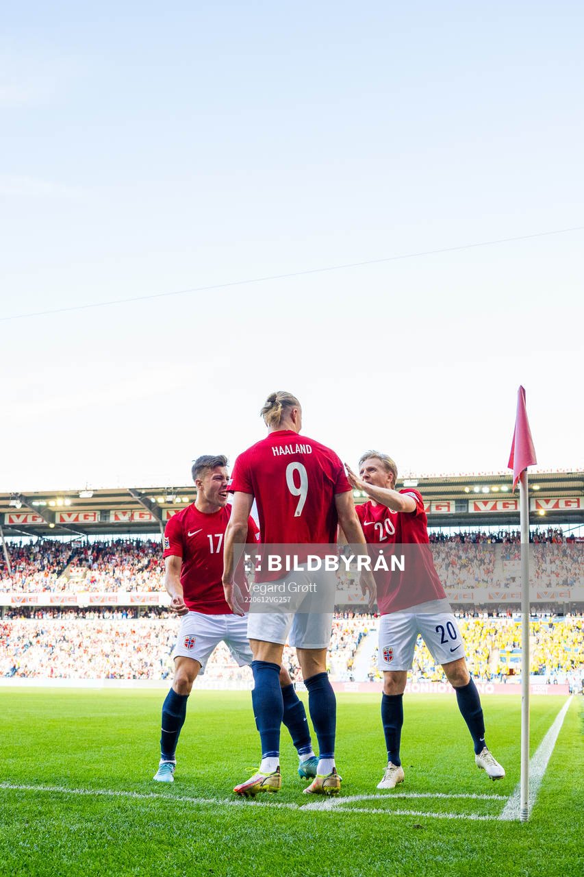 Erling Braut Haaland of Norway celebrates with teammates