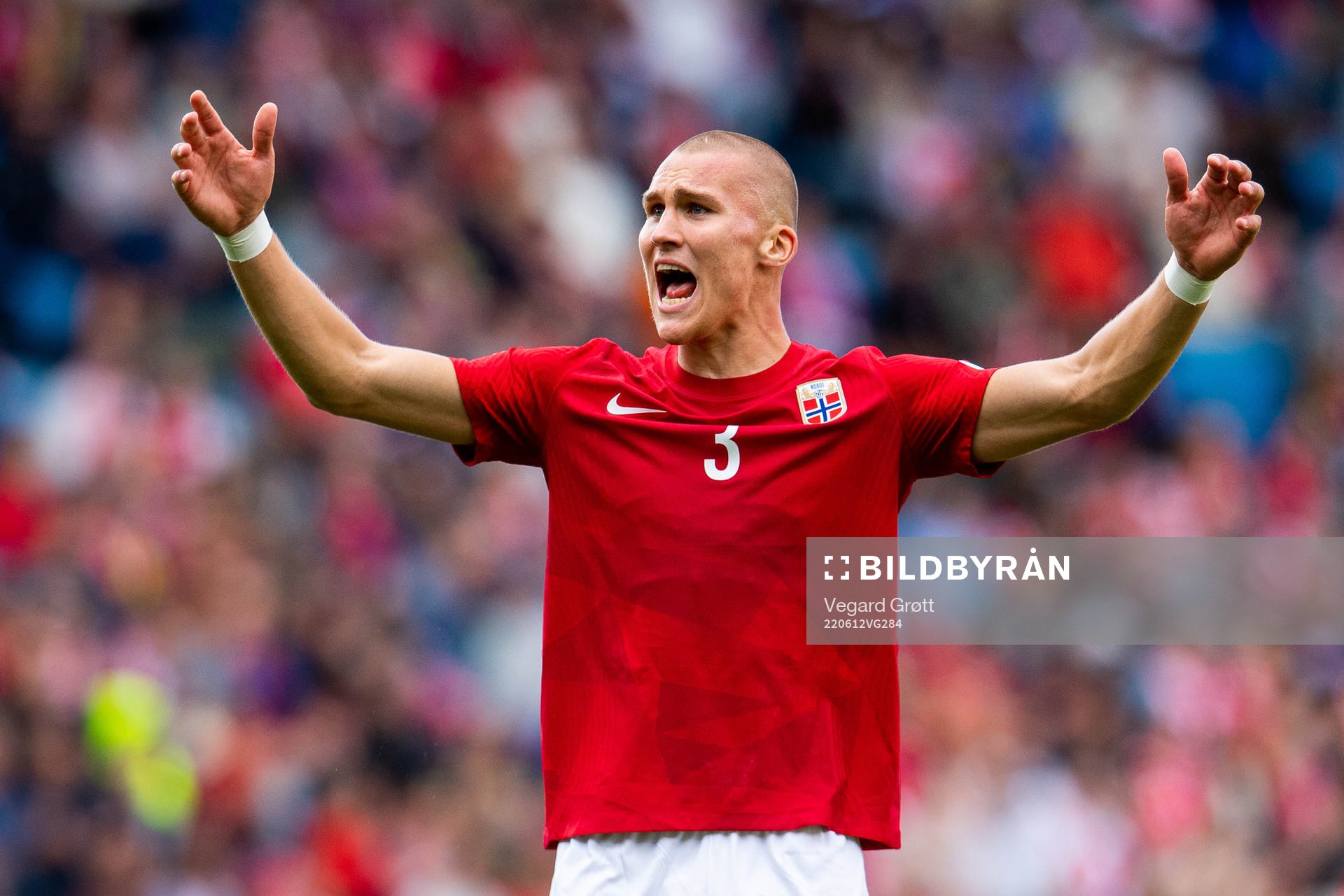 Leo Skiri Østigård of Norway celebrates
