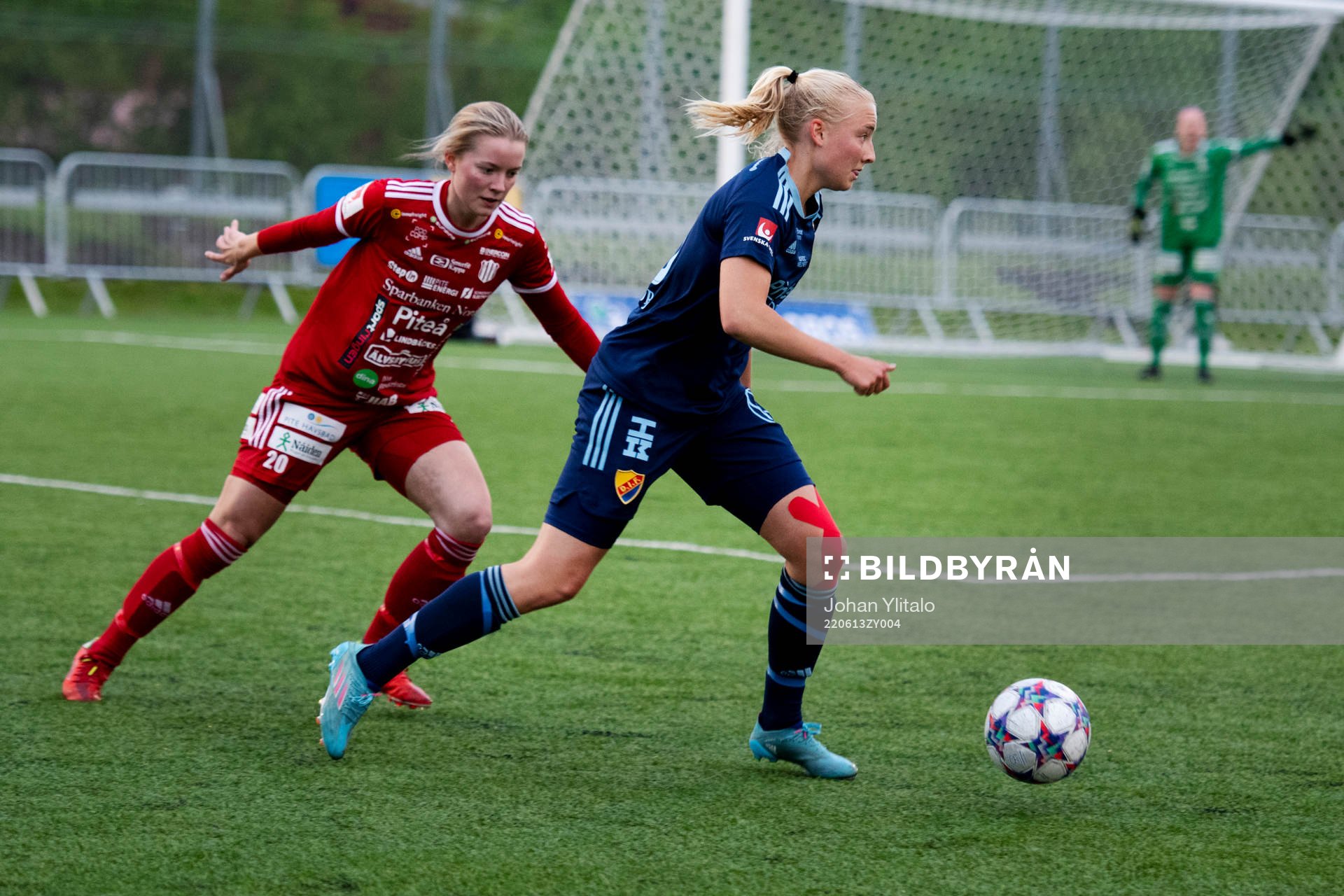 Piteås Sofia Vesterlund  och Djurgårdens Stinalisa