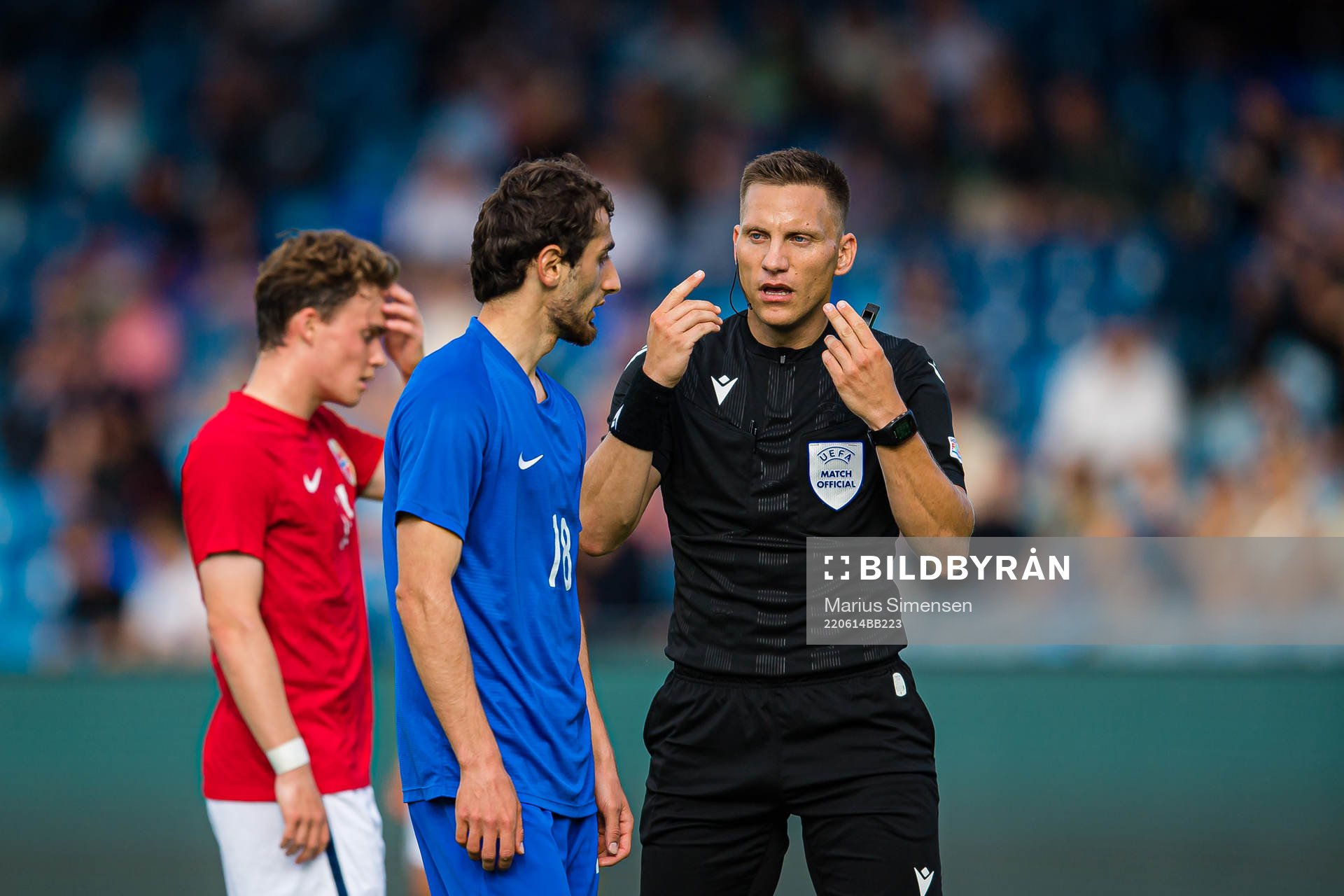 Luka Bilbija, referee
