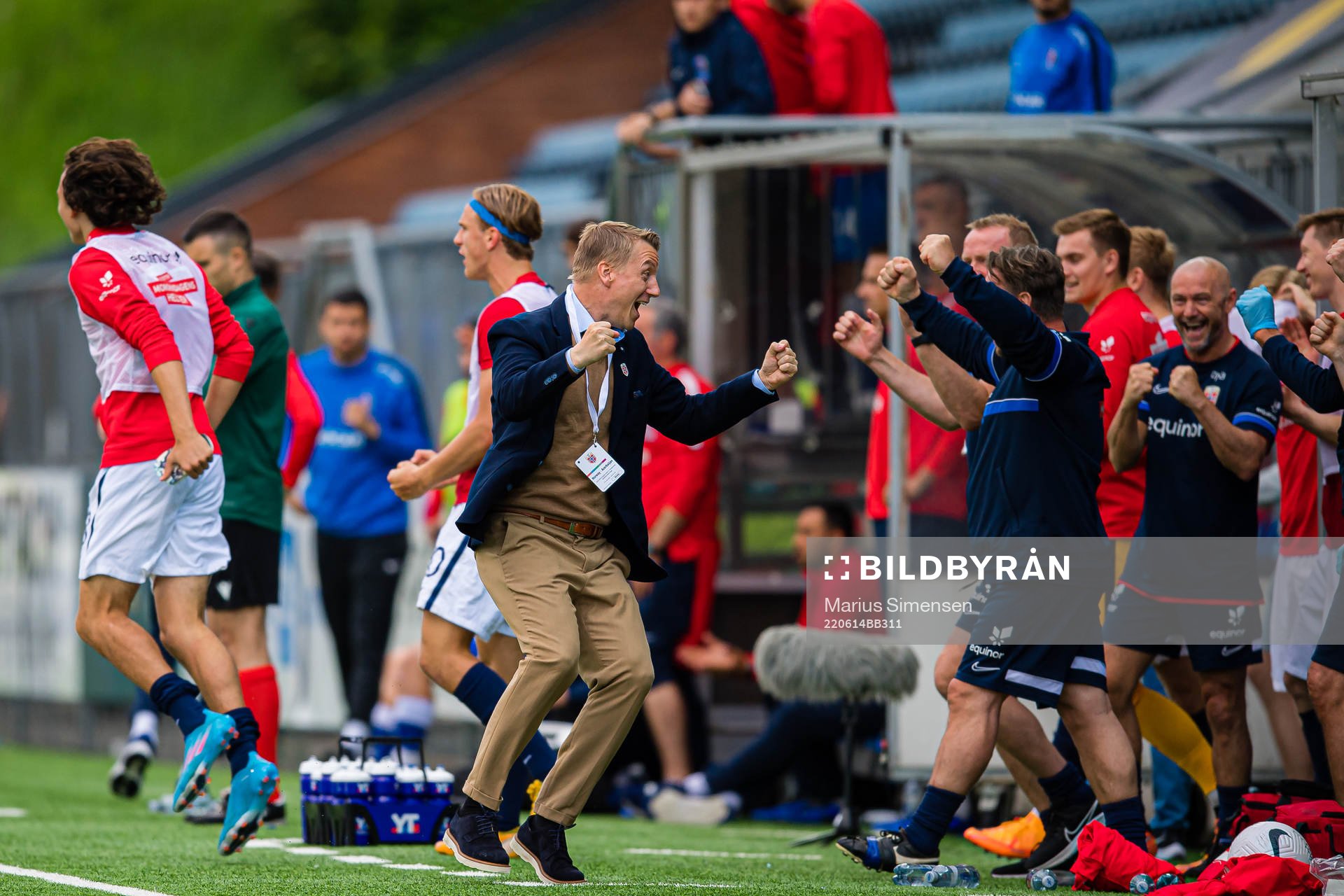 Leif Gunnar Smerud, head coach of Norway, celebrates at the