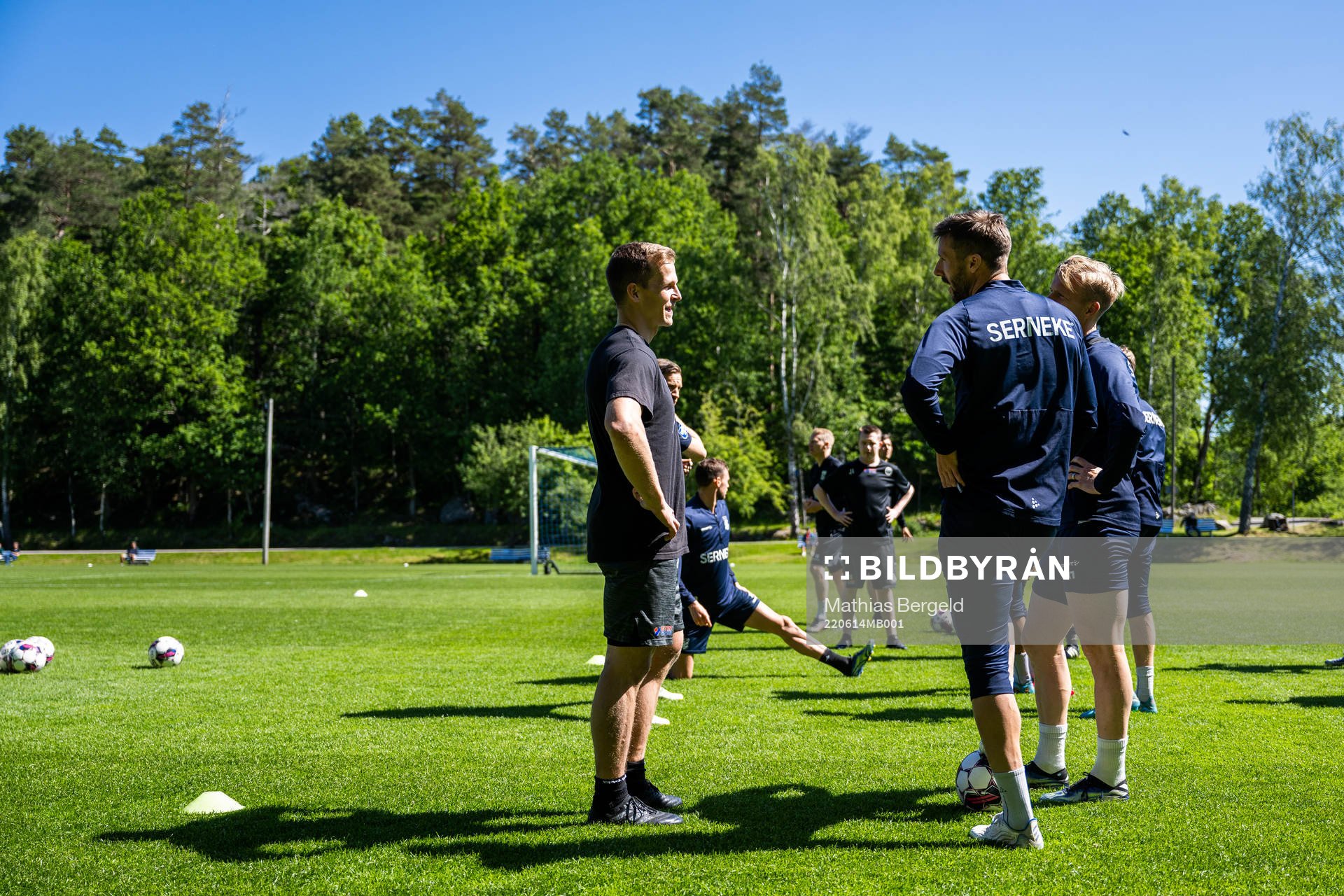 Frölundas Max Friberg och IFK Göteborgs Mattias Bjärsmyr
